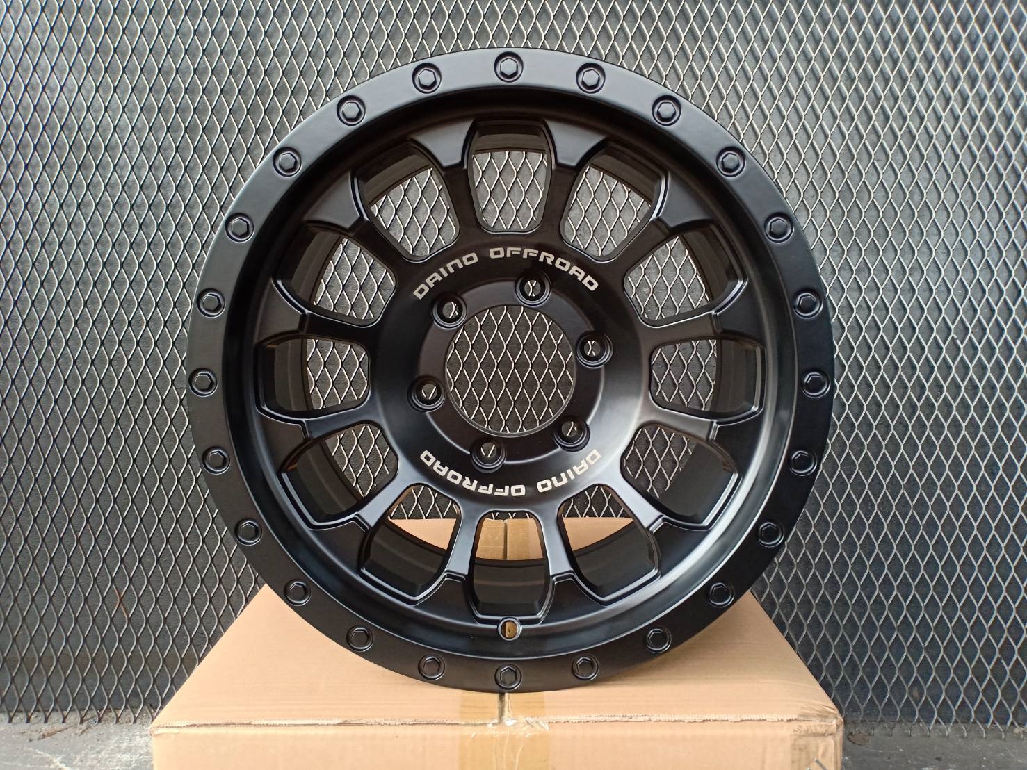 ล้อออฟโรส DAINO OFFROAD JA329 ขอบ16นิ้้ว วงละ 3,500.-
