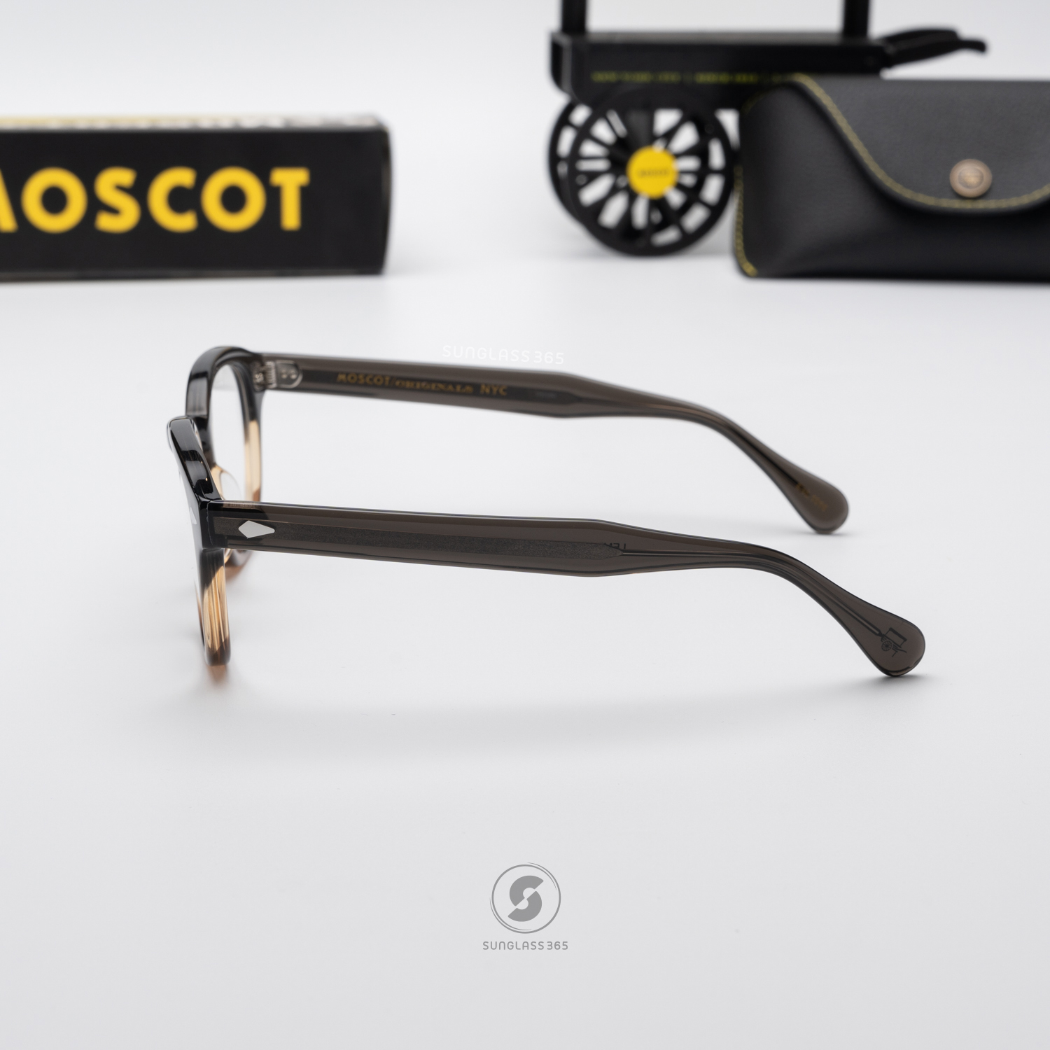 แว่นสายตา Moscot Lemtosh Col. Grey Brown Fade