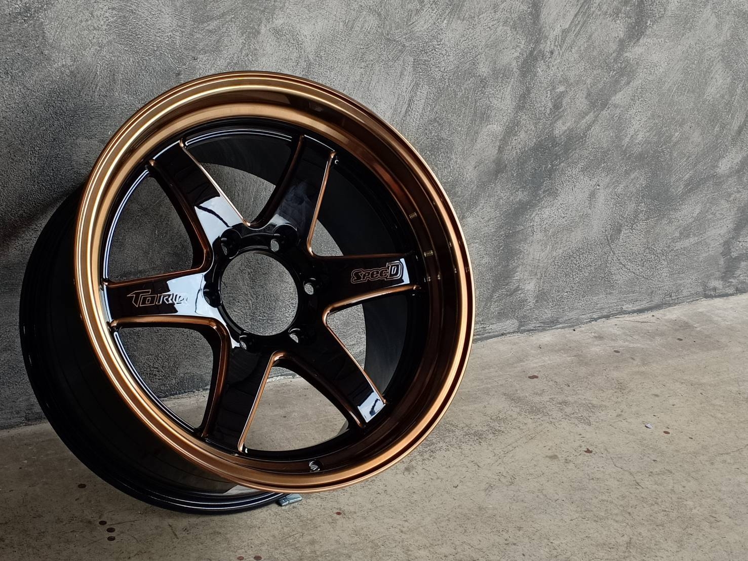 ล้อ D1R ขอบ18 สี LIMITED ของหายาก