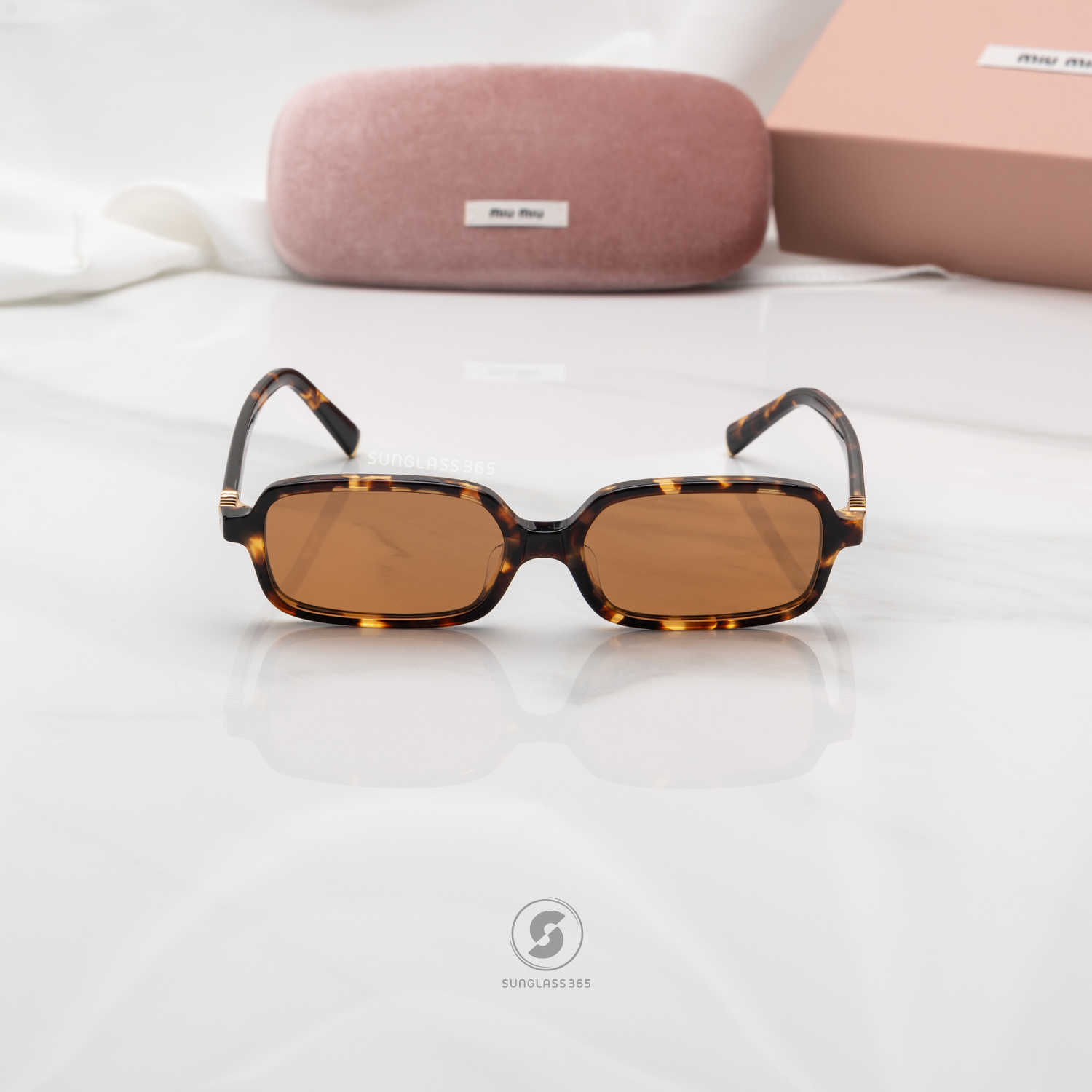 แว่นกันแดด Miu Miu MU11ZSF VAU2Z1