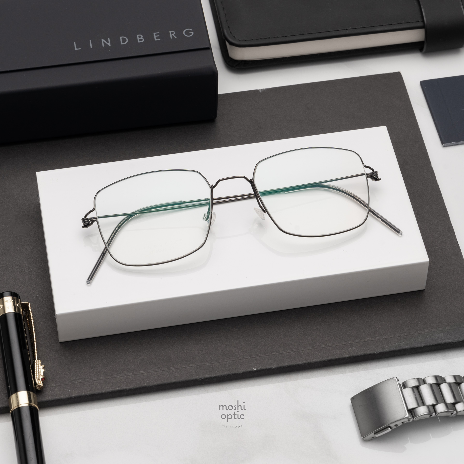 แว่นสายตา Lindberg Air Titanium Rim 093 13C86 Esben PU9