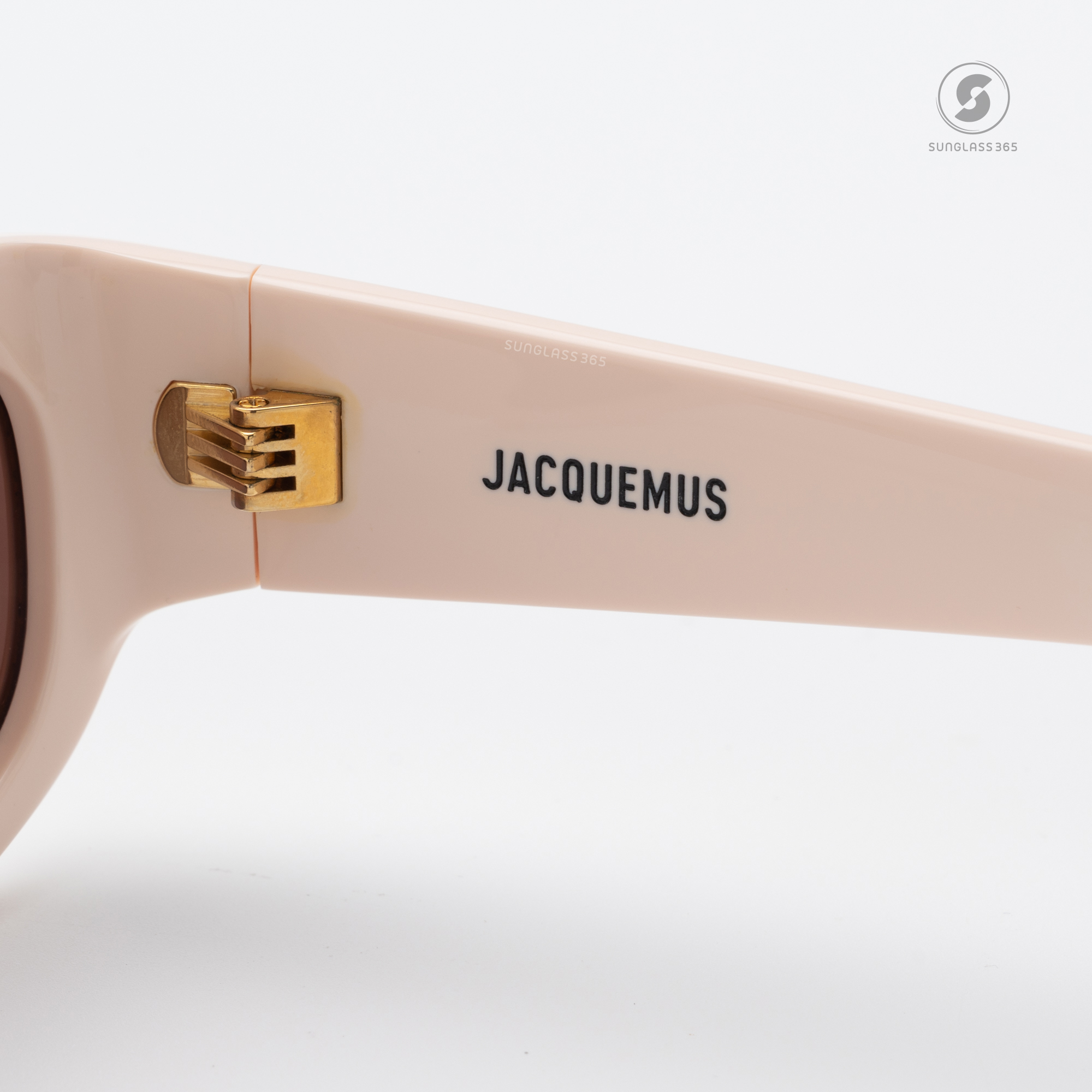 แว่นกันแดด JACQUEMUS THE PILOTA JAC2 C2