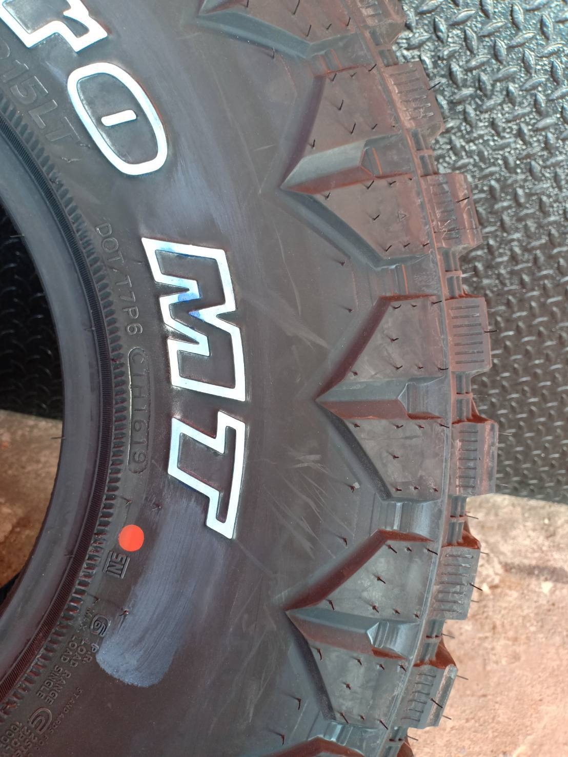 มาใหม่ ใหญ่กว่าเดิม HANKOOK DYNAPRO MT 33x12.5R15 ราคาพิเศษ