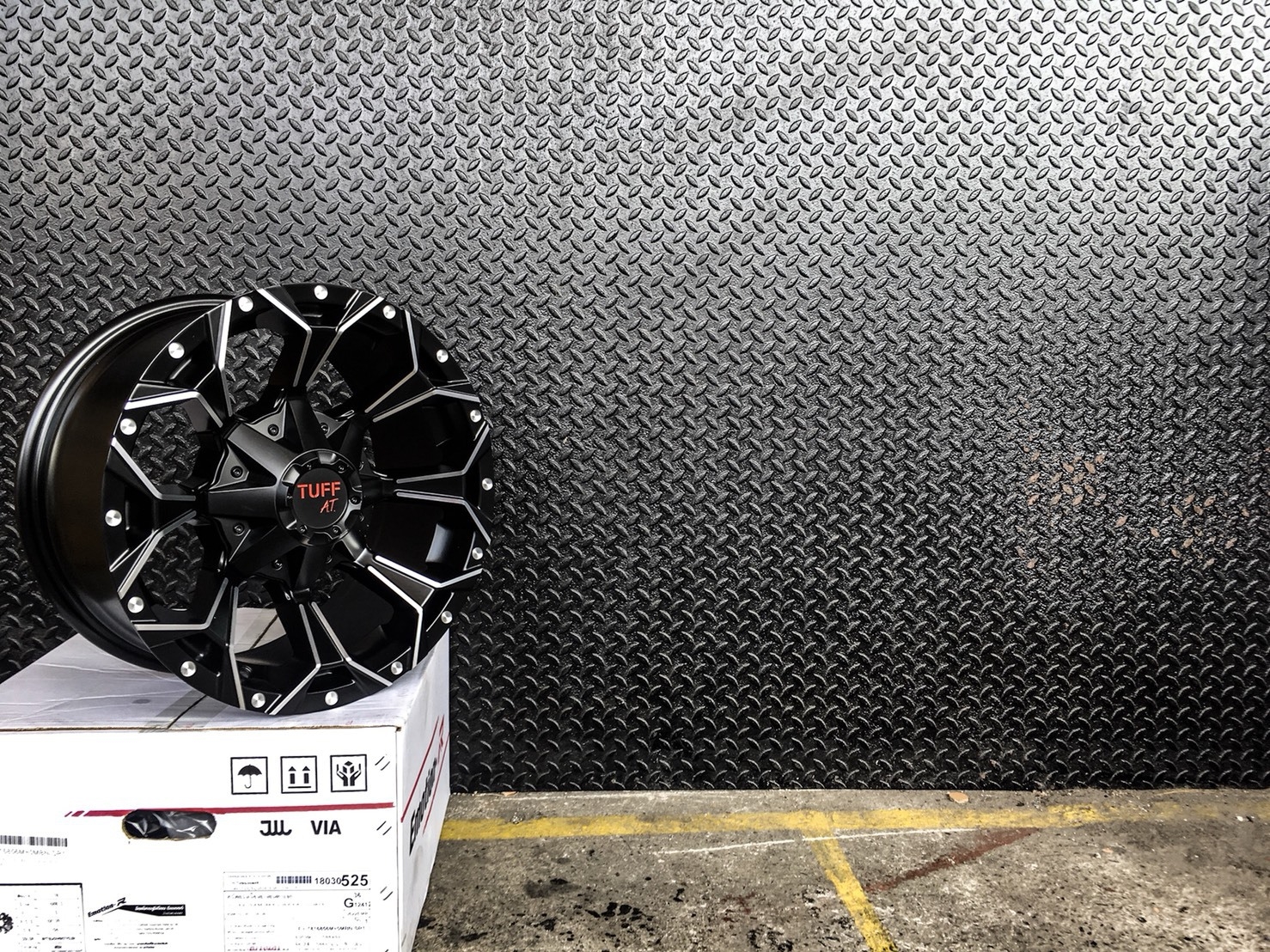 ล้อลายใหม่ EMOTION LT9 TUFF ขอบ16