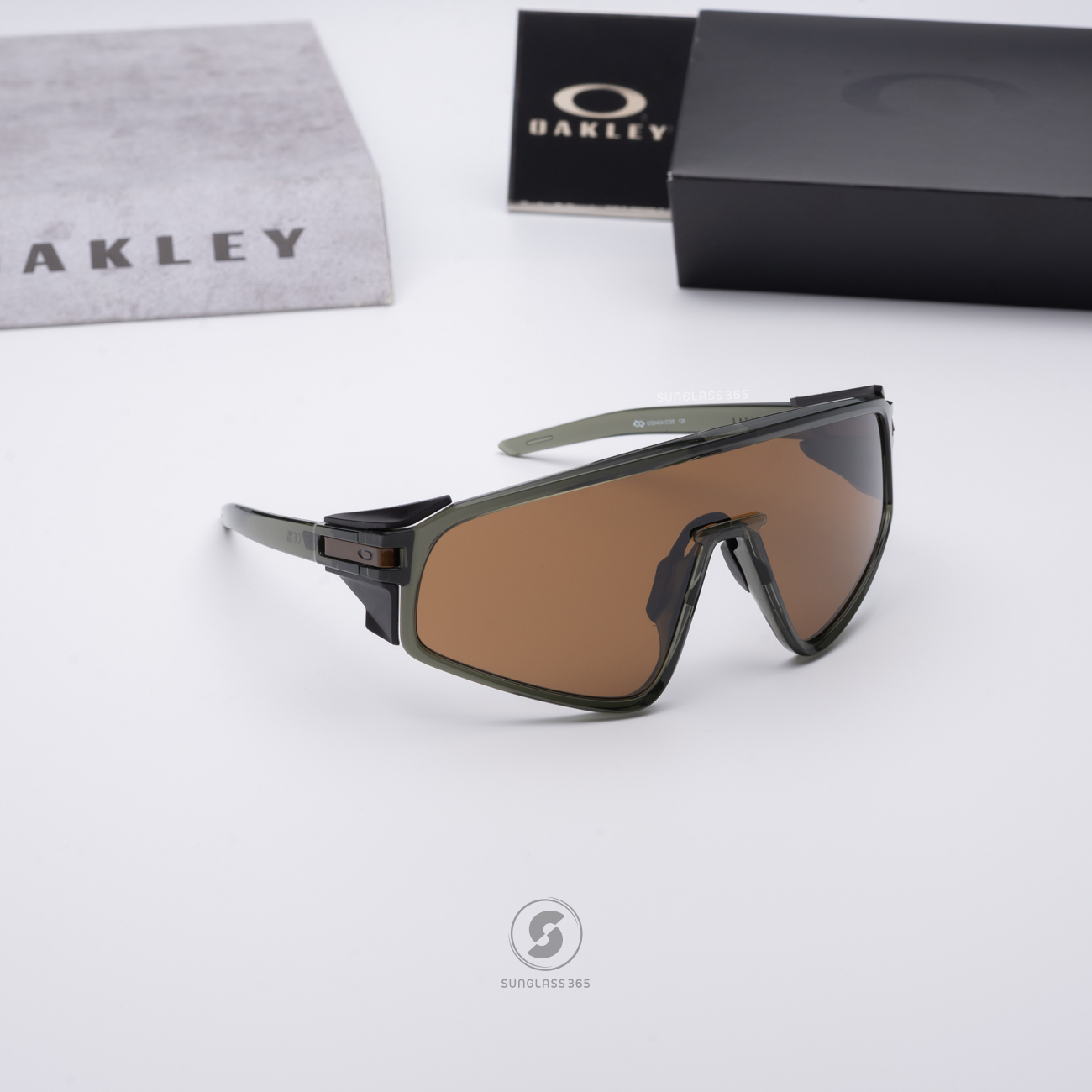 OAKLEY LATCH PANEL OO9404-03 Olive Ink Prizm Tungsten