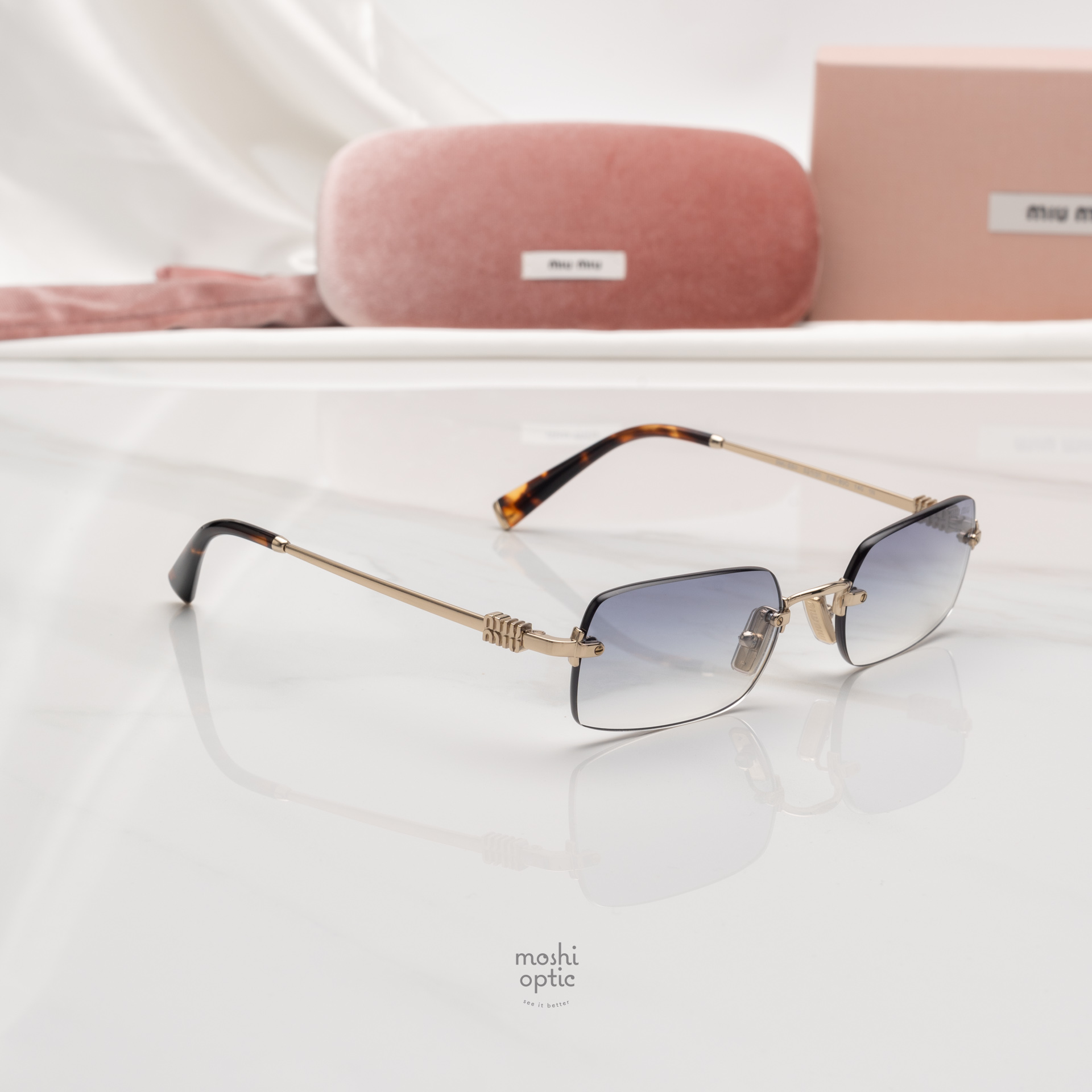 แว่นกันแดด Miu Miu MUB50S ZVN80O