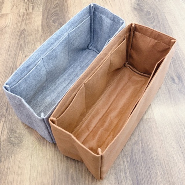 ที่จัดระเบียบกระเป๋า LV on the go MM / GM มี 4 สี ช่วยแก้ปัญหา หาของสิ่งของในกระเป๋าไม่เจอ ก้นกระเป่าห้อยไม่สวย ที่สำคัญ!! น้ำหนักเบาจนเหมือนไม่ได้ใส่