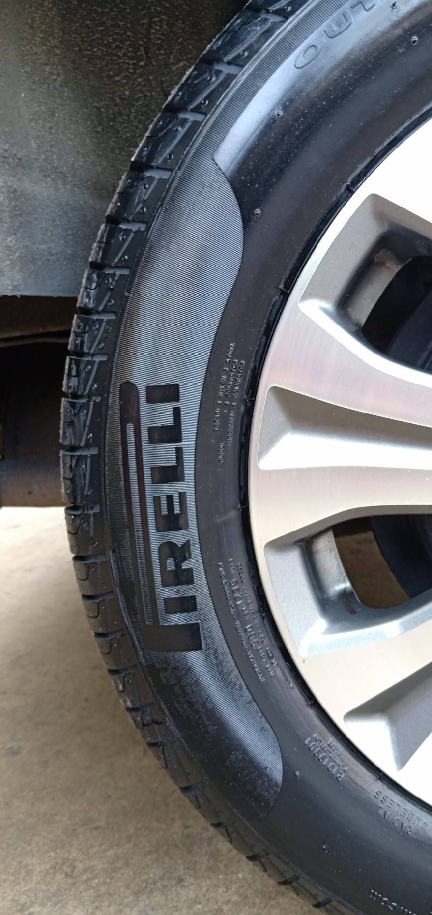PIRELLI P1 185/65-15 ซื้อ2แถม2 ใส่ FREED