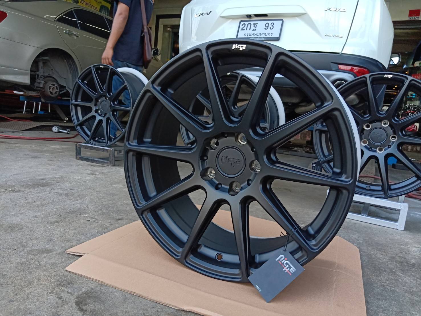 ล้อแท้ NICHE-ESSEN ขอบ18 ราคาโดน