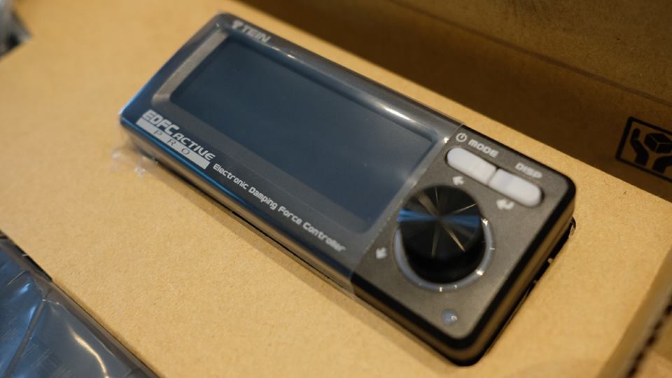 โช๊คสตรัทปรับเกลียวTEIN รุ่น STREET ADVANCE Z EDFC ACTIVE PRO กล่องปรับไฟฟ้า