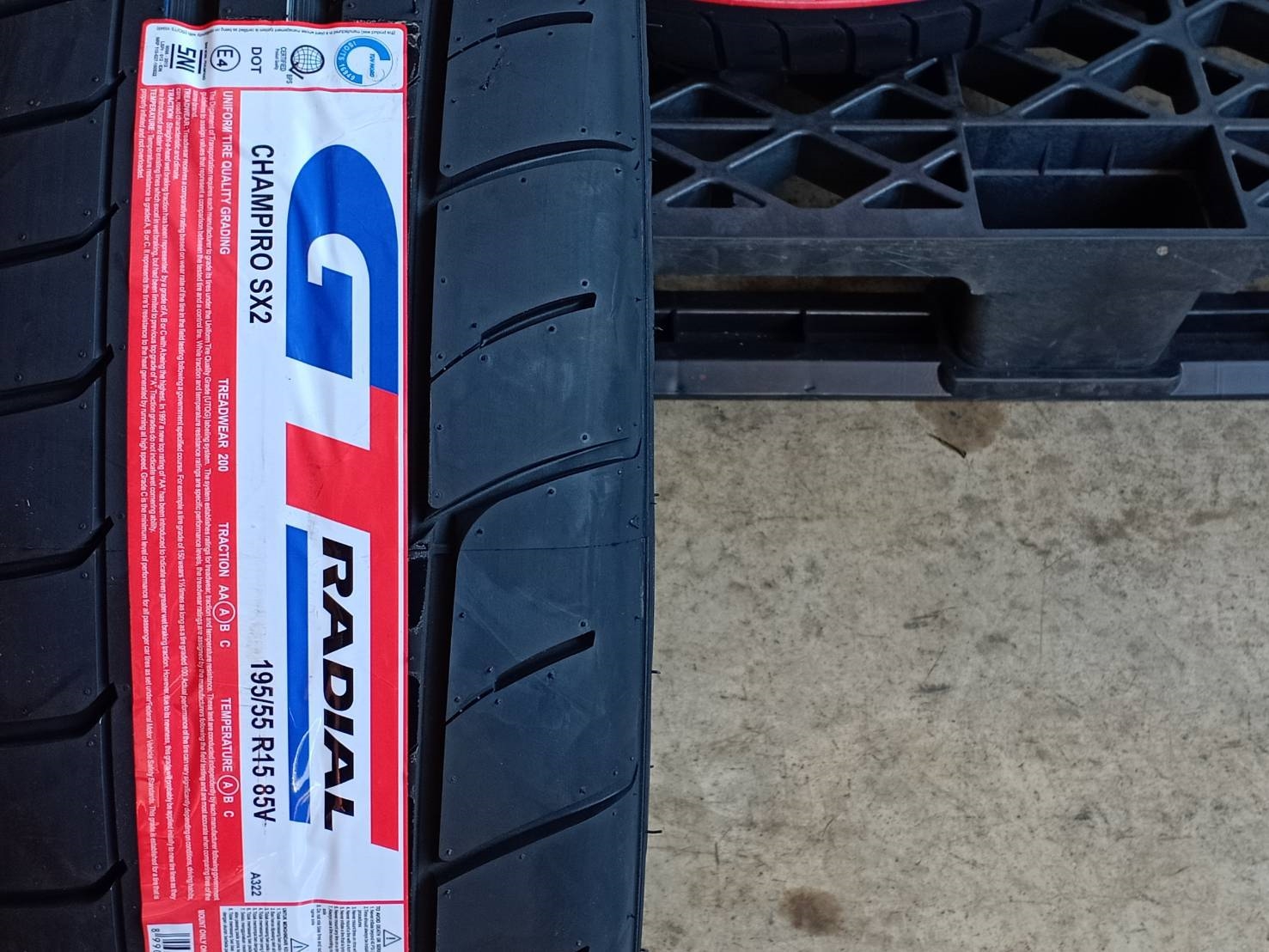 GT-RADIAL 195/55R15 CHAMPIRO SX2 85V MADE IN INDONESIA