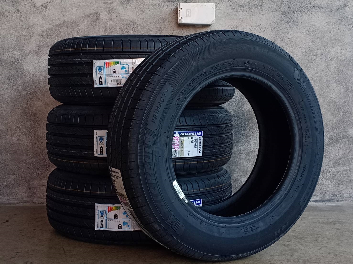 MICHELIN 195/65R15 PRIMACY 4ST 91V MADE IN THAILAND