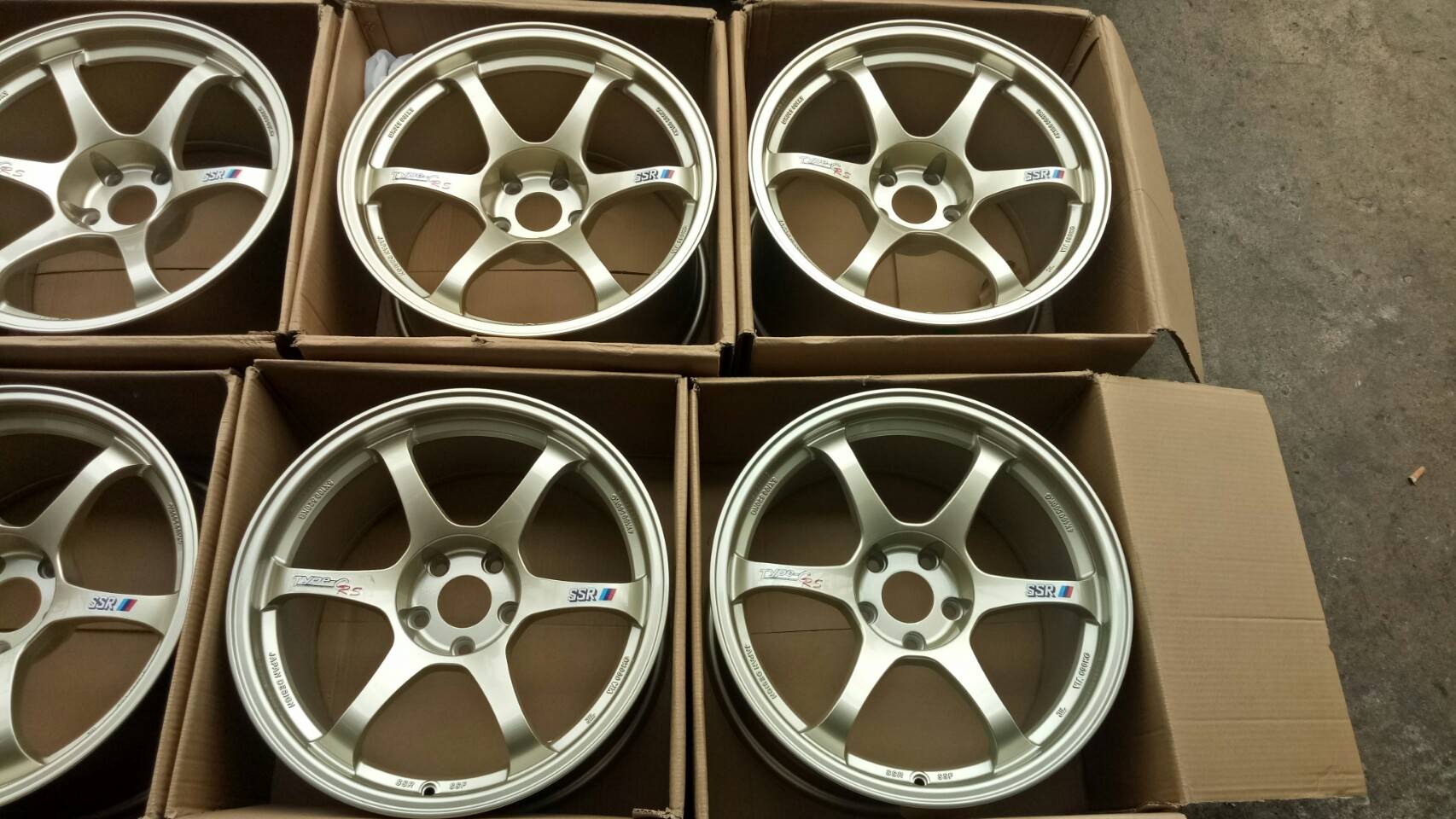 SSR TYPE-C ขอบ18 ชุด 9800 บาท ปกติ 24000