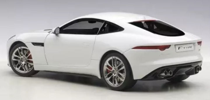 โมเดลรถเหล็ก โมเดลรถยนต์ jaguar f type white 2