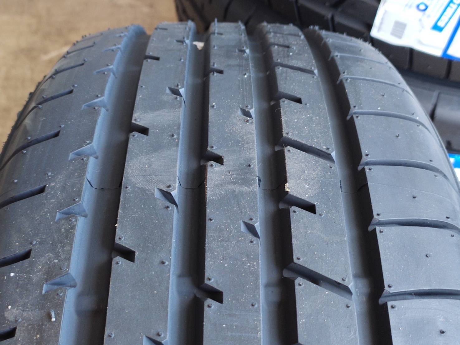 TOYO 225/55R19 99V R36 ใส่ MAZDA CX5