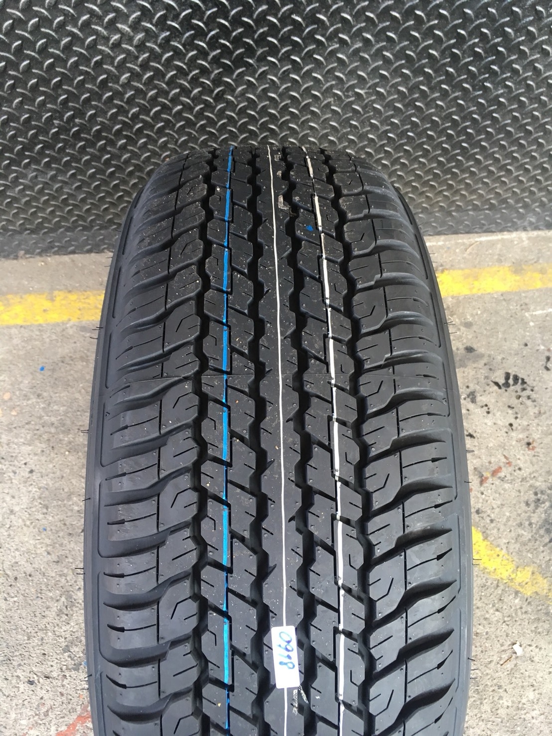 DUNLOP 2GRANDTREK AT25 265-60-18 เส้น 6500 ปี18 (ตัวหนังสือขาว)