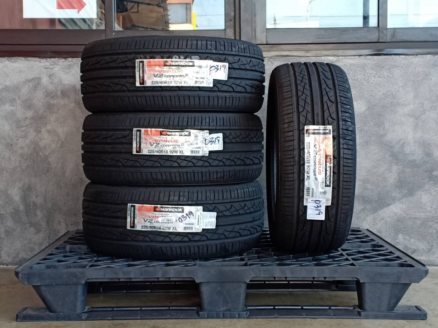 HANKOOK 225/40R18 VENTUS V2 CONCEPT2 92W XL MADE IN INDONESIA