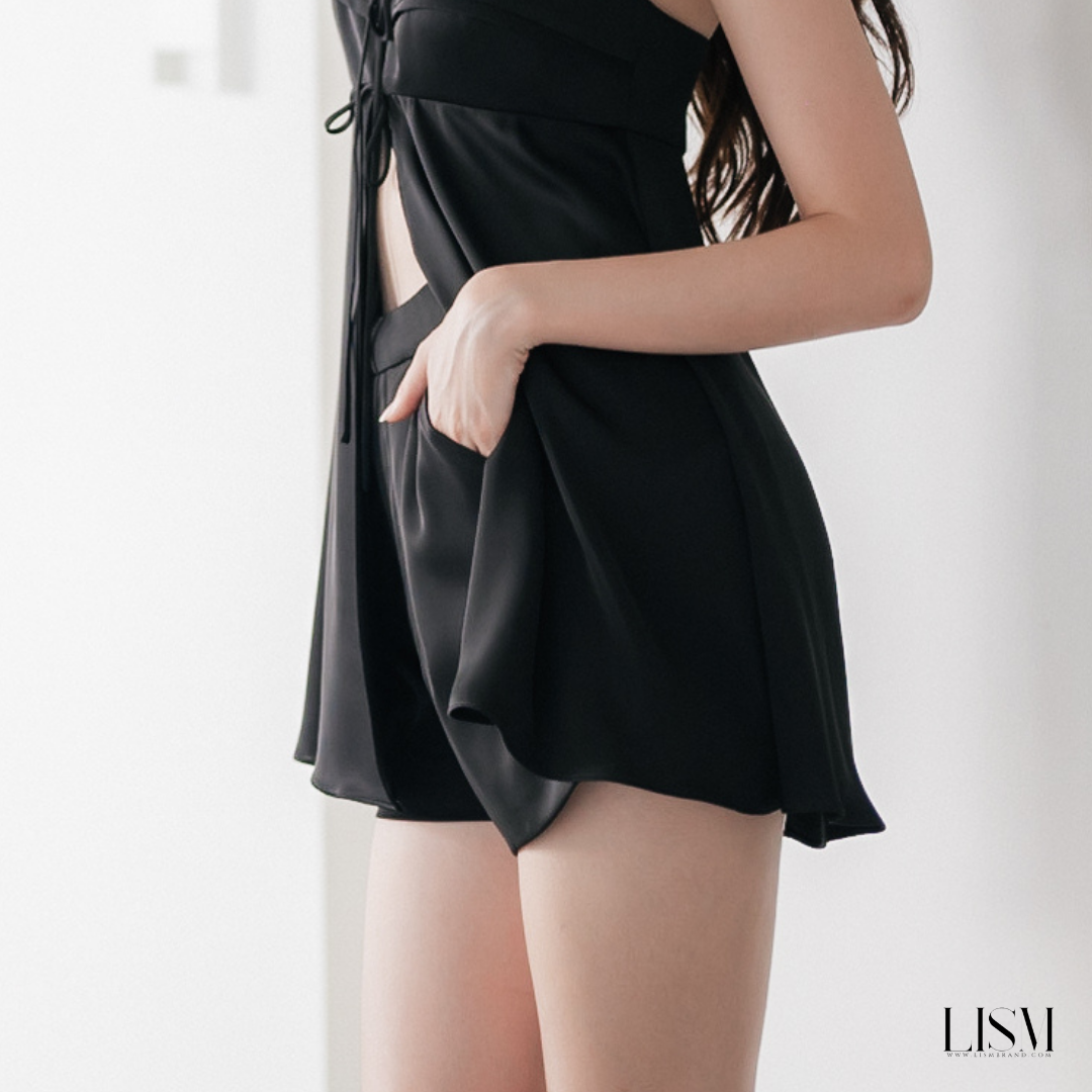 Lism P-018 No.2 กางเกงขาสั้นซาตินเอวสูง