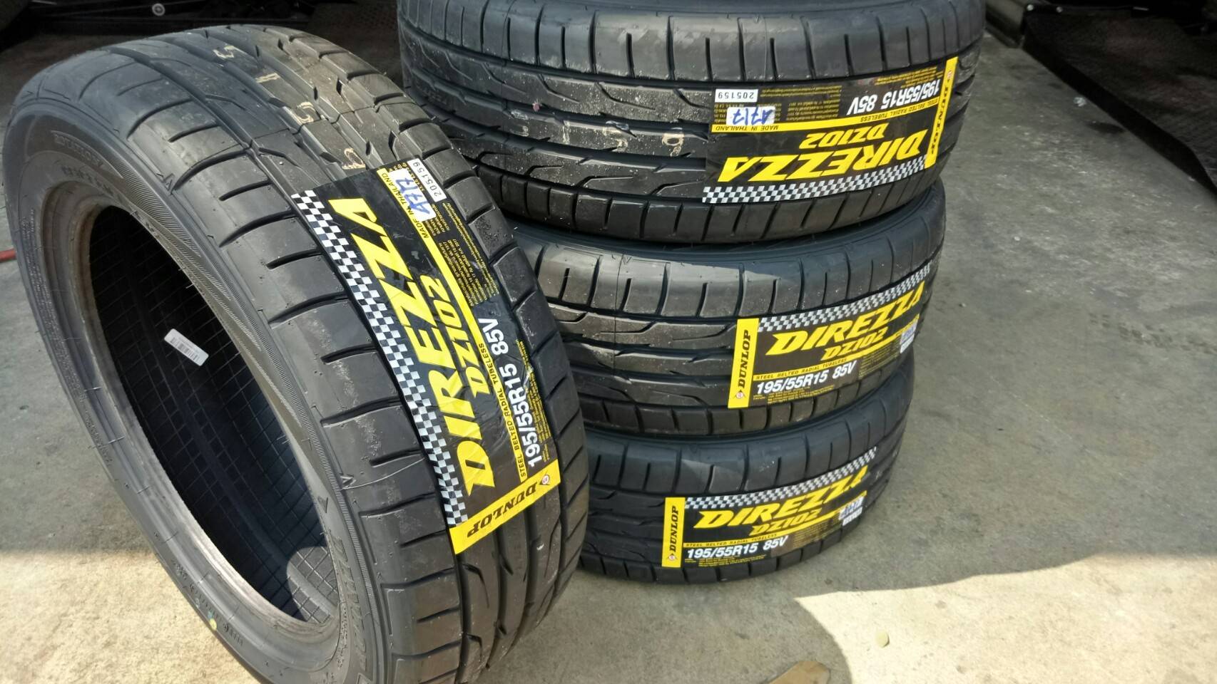 DUNLOP DZ102 195/55R15 ซื้อ2แถม2 บริการ ติดตั้ง ฟรี