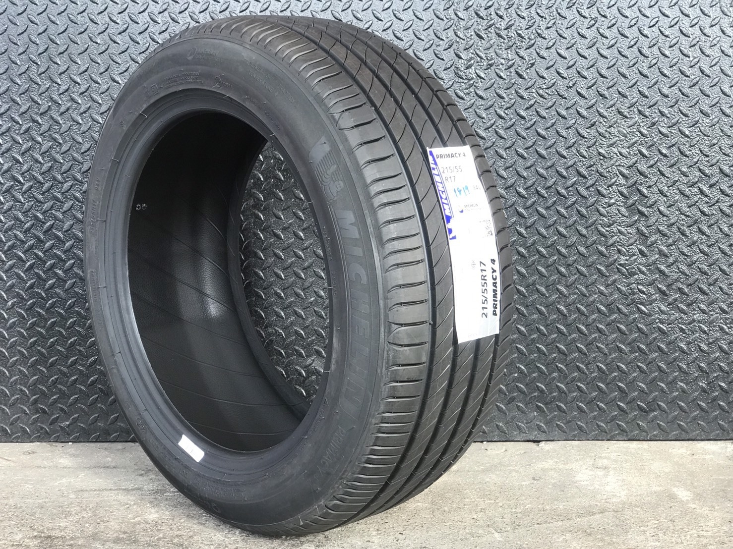 ยางใหม่ MICHELIN PRIMACY4ST 215/55-17 ปี19 ราคาพิเศษ