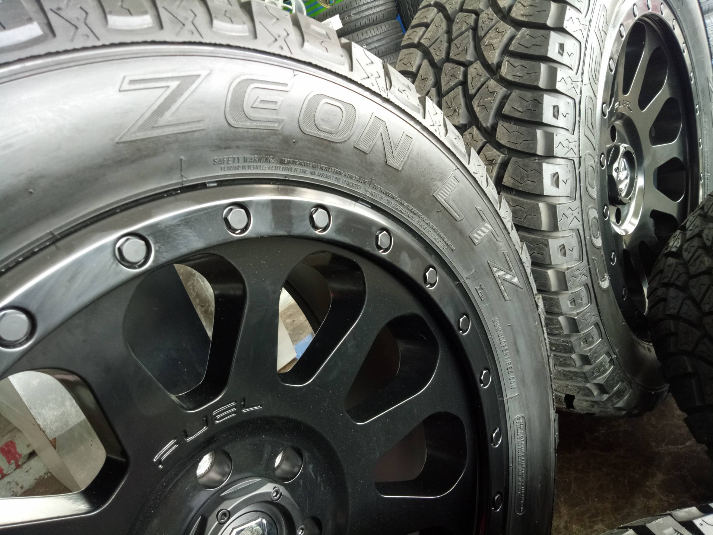 ล้อแท้ FUEL VECTOR D579 ขอบ20