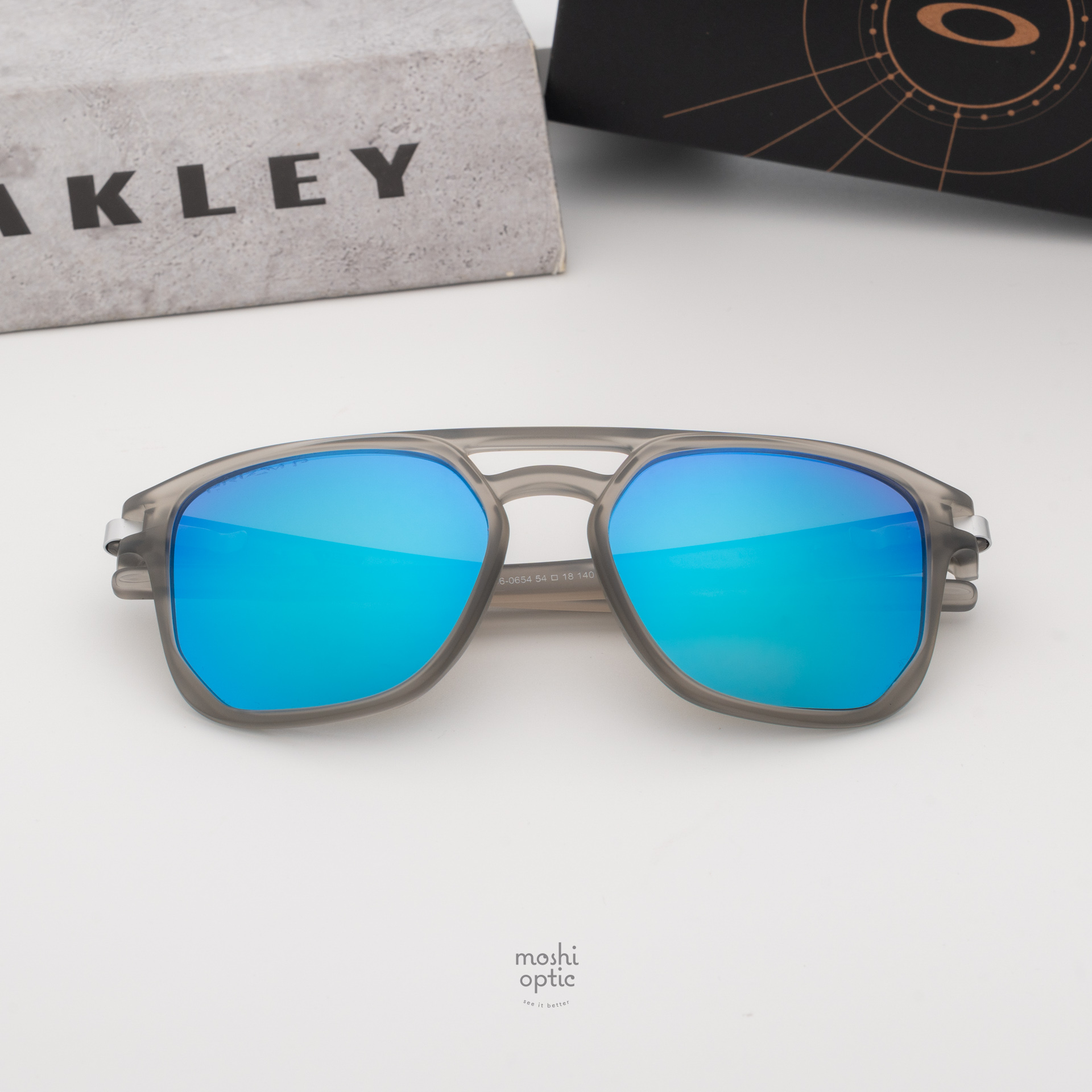 OAKLEY Latch Beta OO9436-06 Matte Grey Ink Prizm Sapphire Polarzied