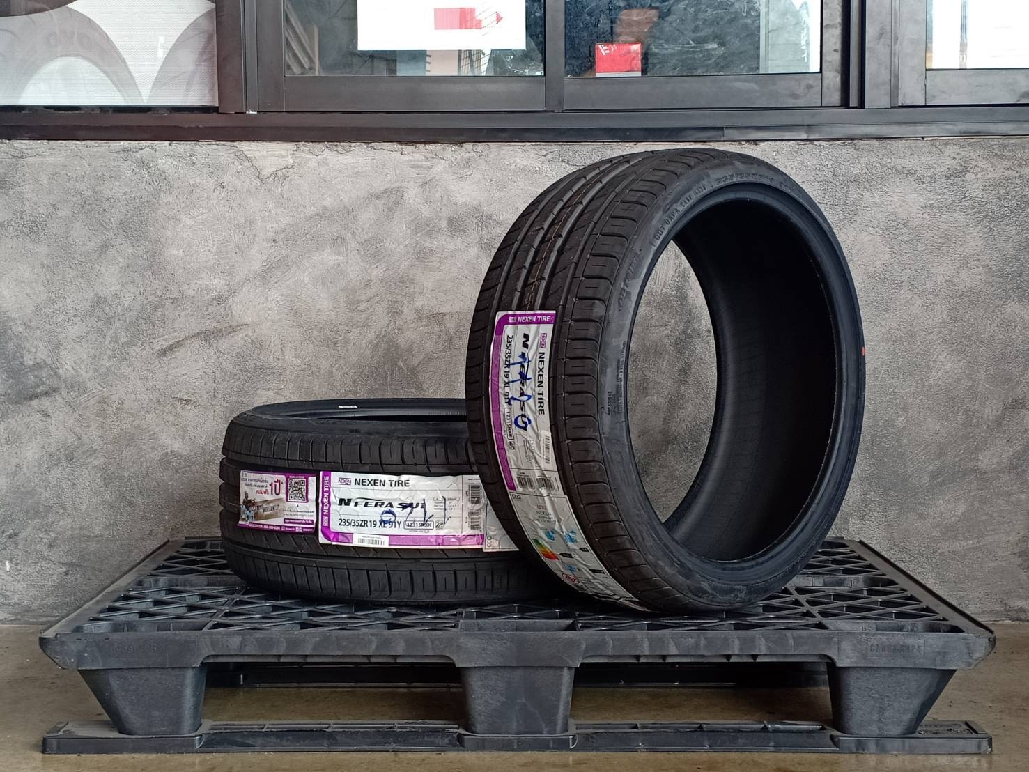 NEXEN 235/35ZR19 N FERA SU1 91Y MADE IN KOREA