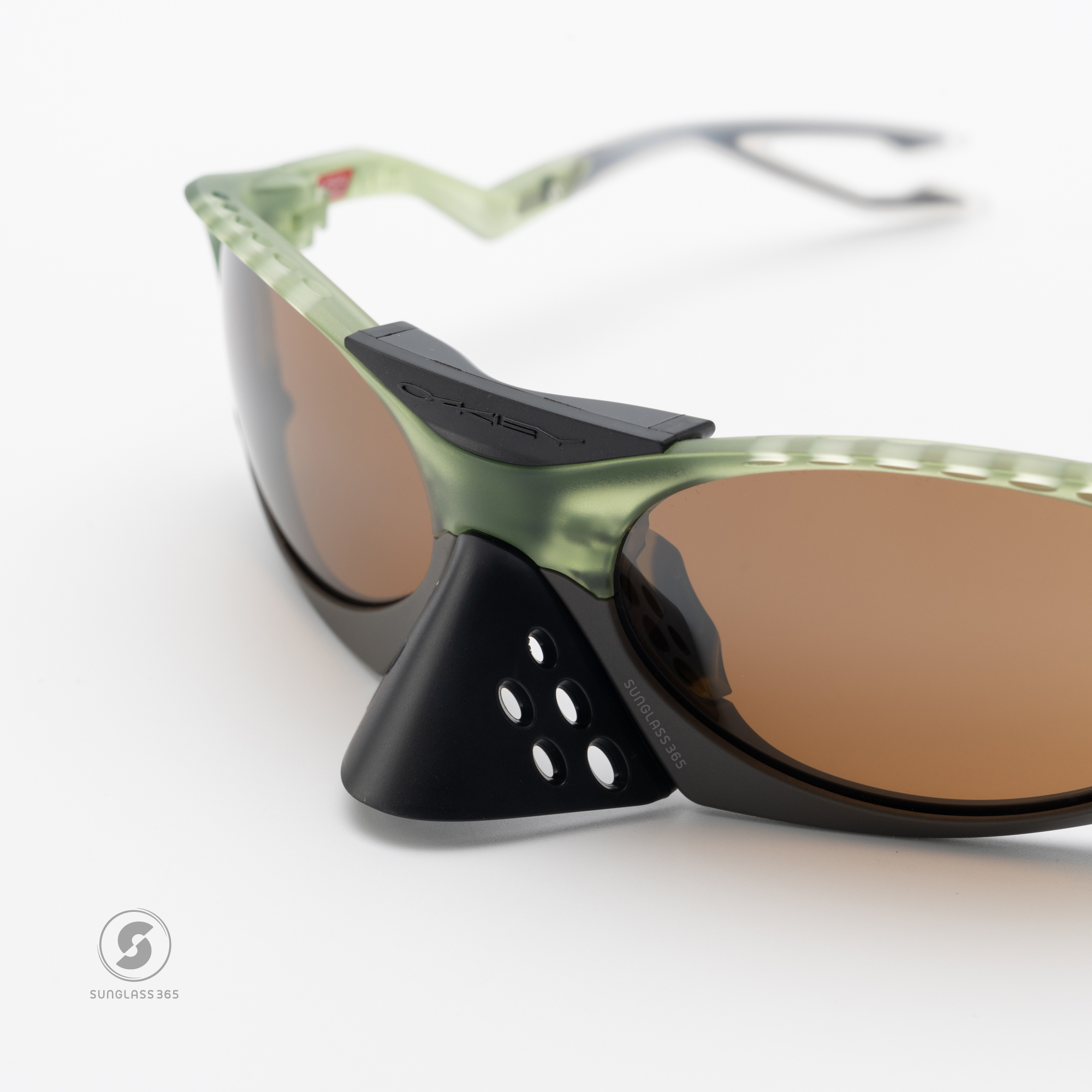 OAKLEY Plantaris OO9437-03 Matte Transparent Fern Prizm Tungsten