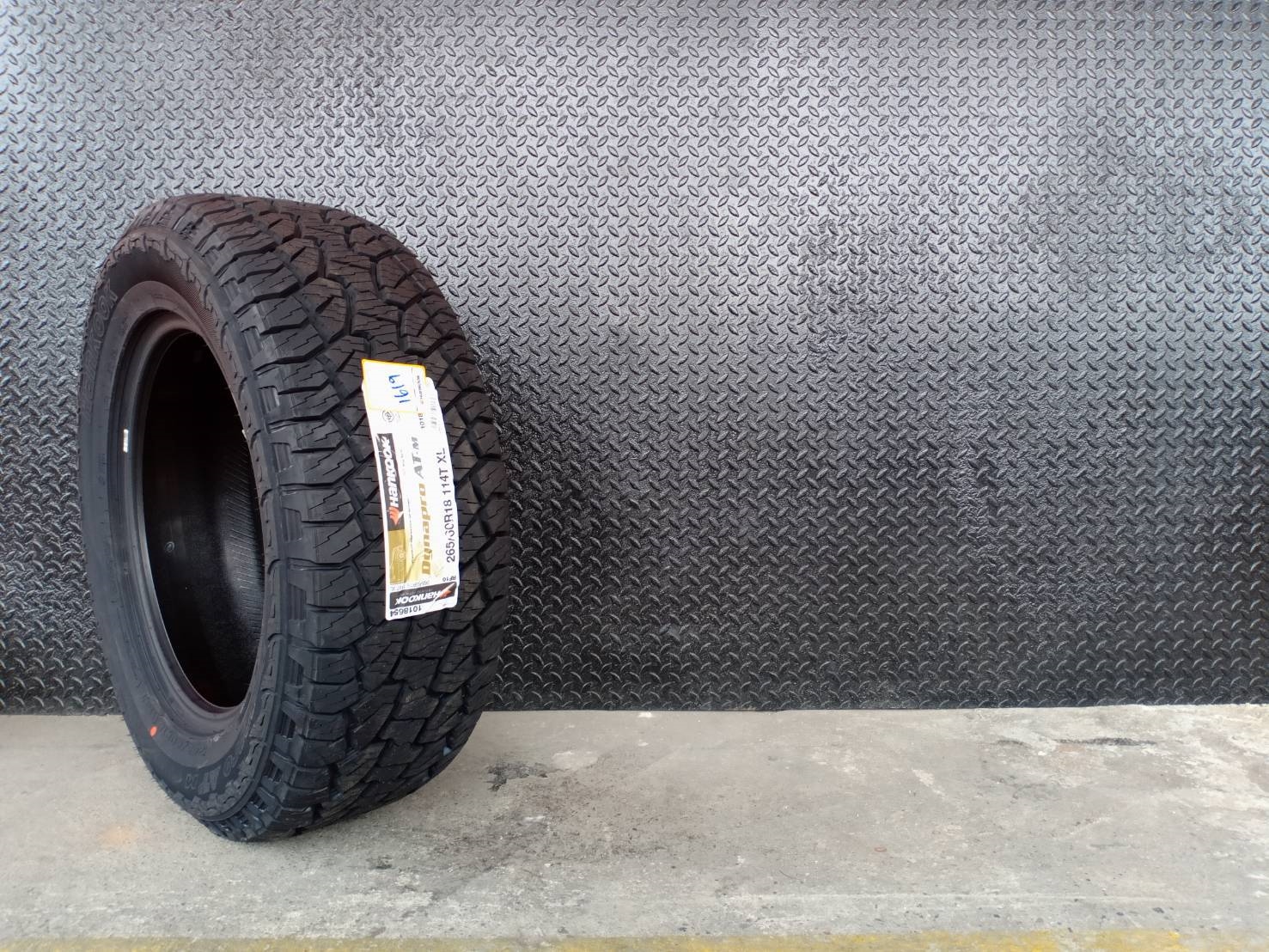 HANKOOK ATM 265/60-18 ปี19