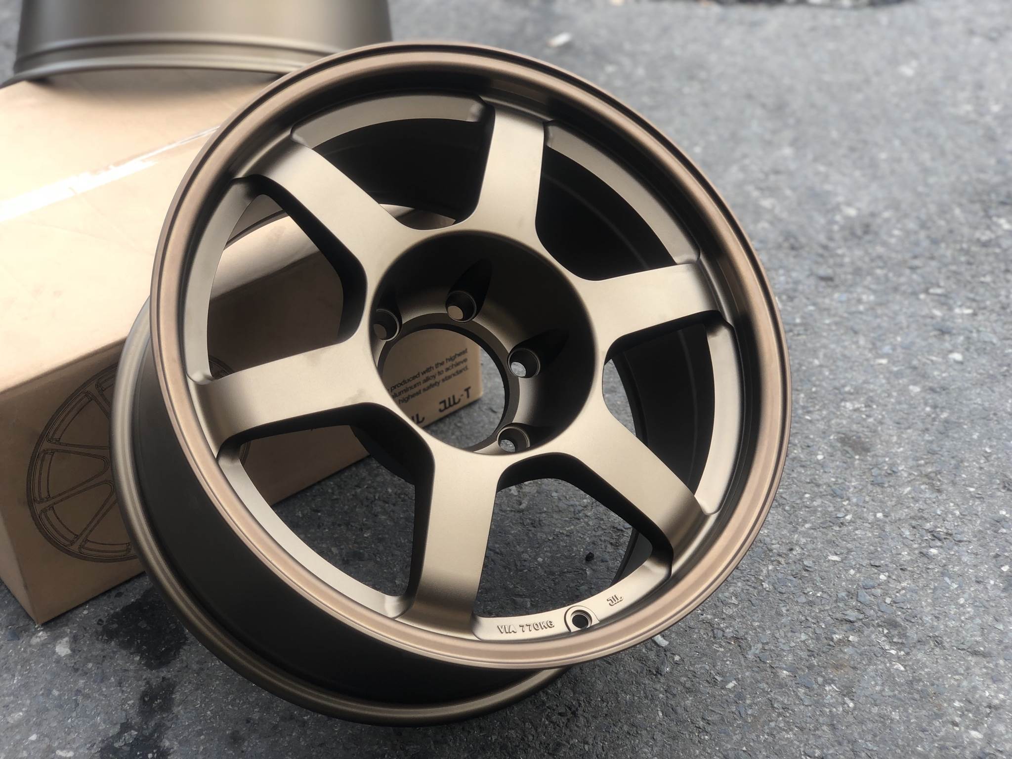 TE37SUV ตัวใหม่ล่าสุด ใส่กะบะ รถตู้ ไม่ยื่น