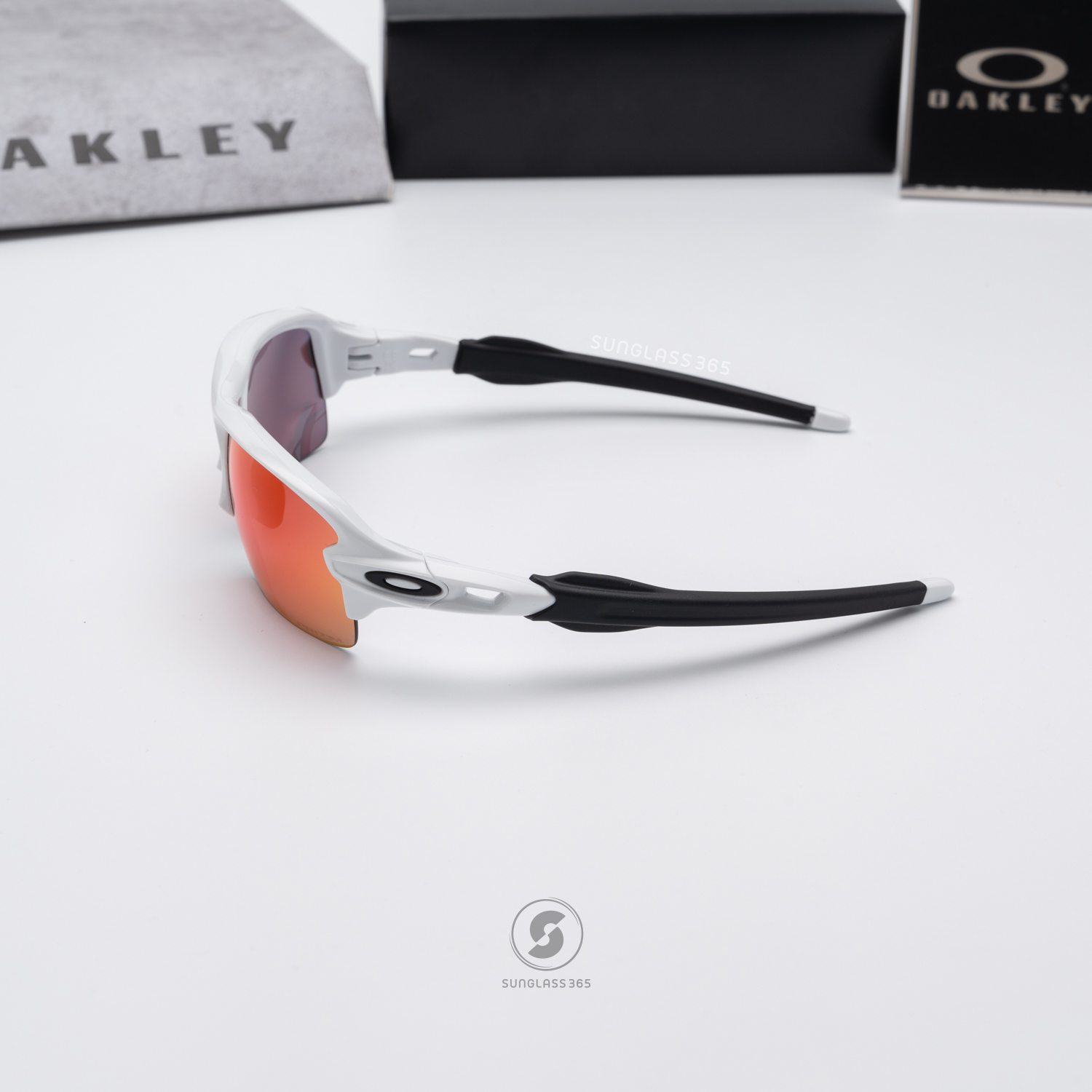 Oakley OJ9005-04 Flak XS Polished White Prizm Field
