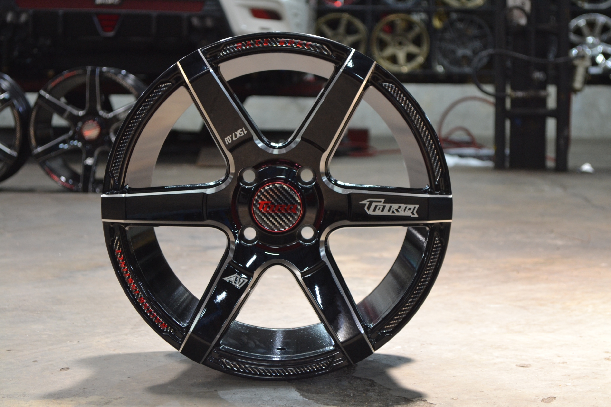 ล้อใหม่ SA1 ขอบ15 ขอบ17 ราคาพิเศษ