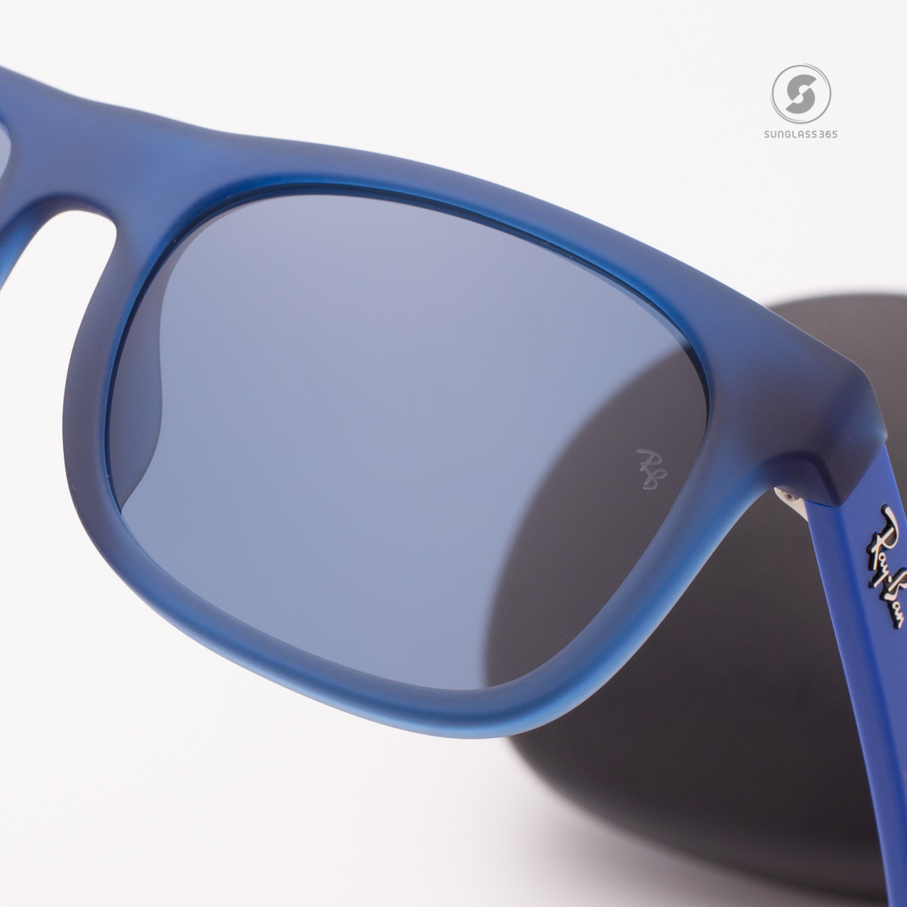 Ray Ban RJ9069SF 706080 Rubber Transparent Blue