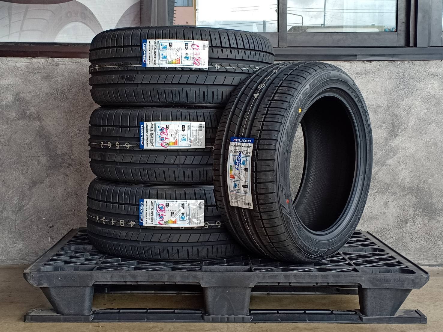 FALKEN 245/45ZR17 AZENIS FK510 99Y MADE IN JAPAN