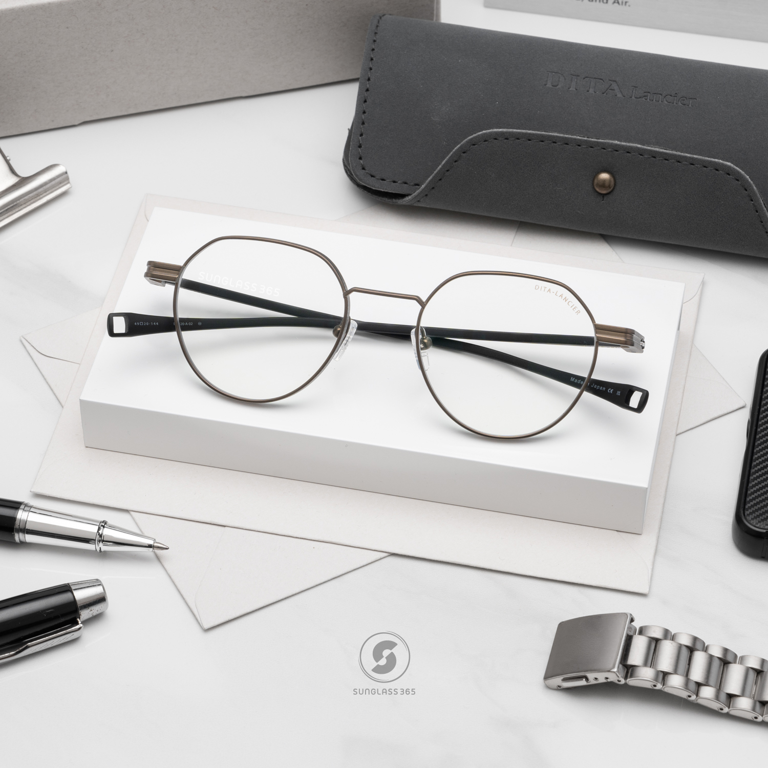 แว่นสายตา DITA LANCIER DLX420 A 02 with Blue Control Lens