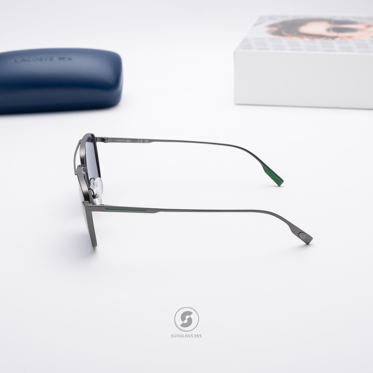 แว่นกันแดด Lacoste L261S 033