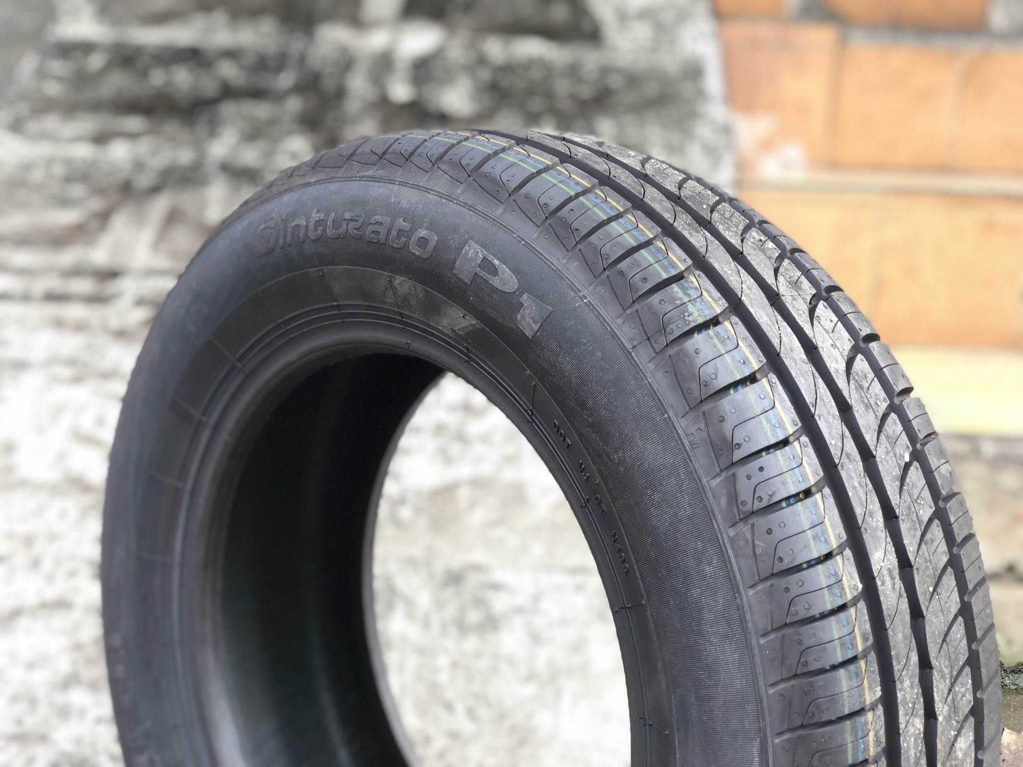 PIRELLI Cinturato P1 185/65R14 ซื้อ2แถม2