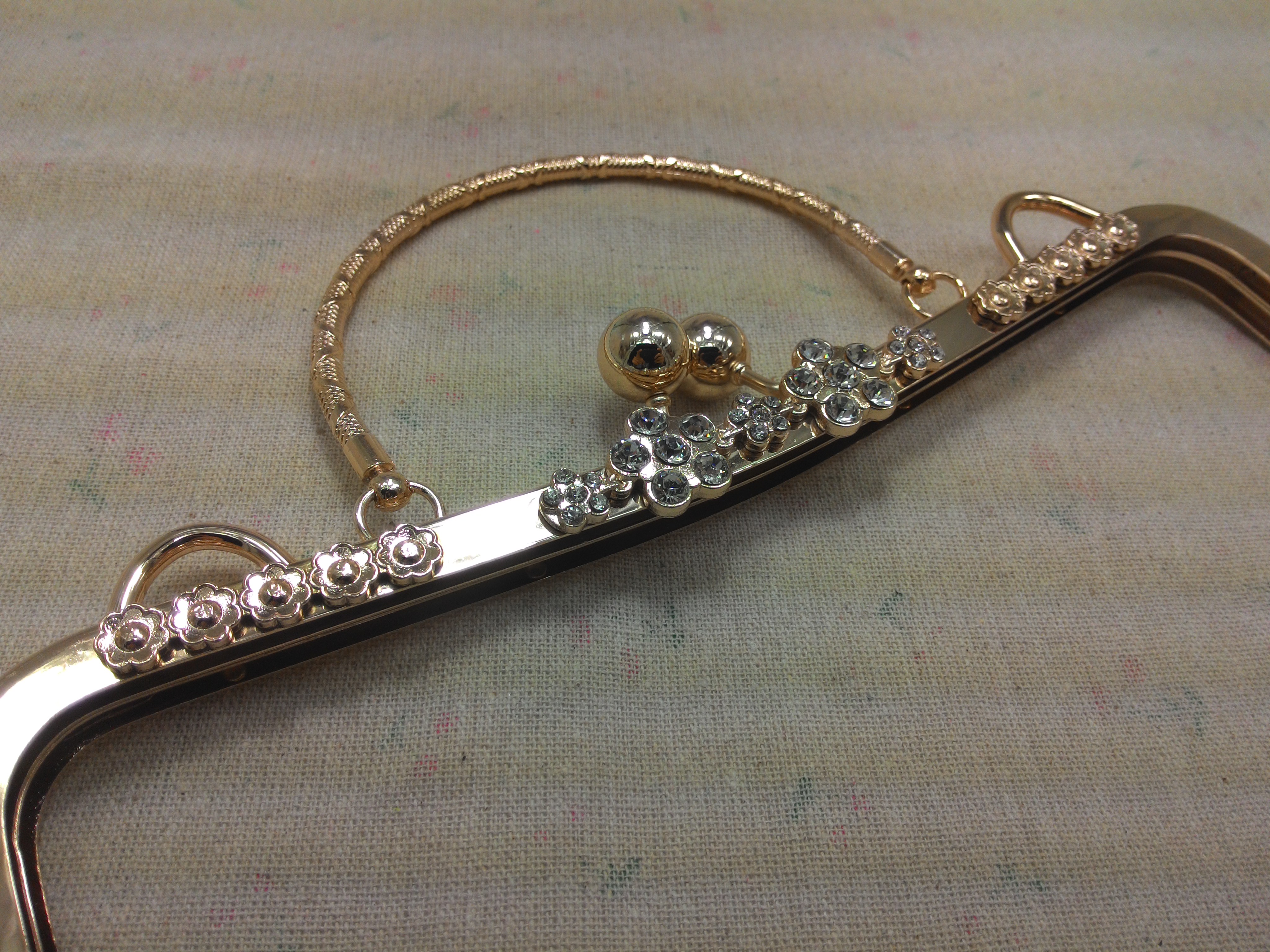 ปากกระเป๋าปิ๊กแป๊กดอกไม้9นิ้ว ทอง