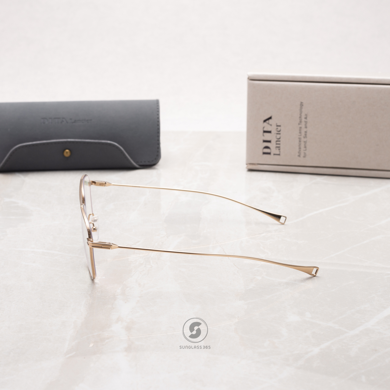 แว่นสายตา DITA LANCIER DLX112 A 01 with Blue Control Lens