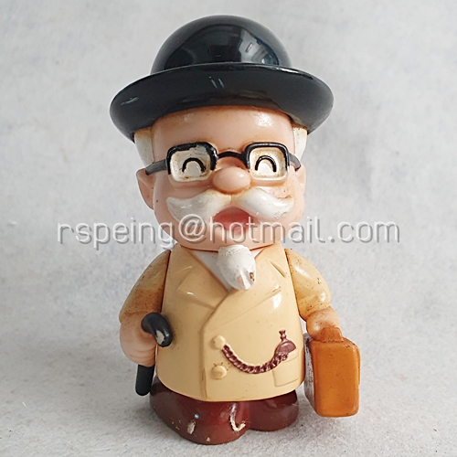 ฟิกเกอร์ Colonel Sanders The Legendary Chicken Expert ชุดนานาชาติ : อังกฤษ