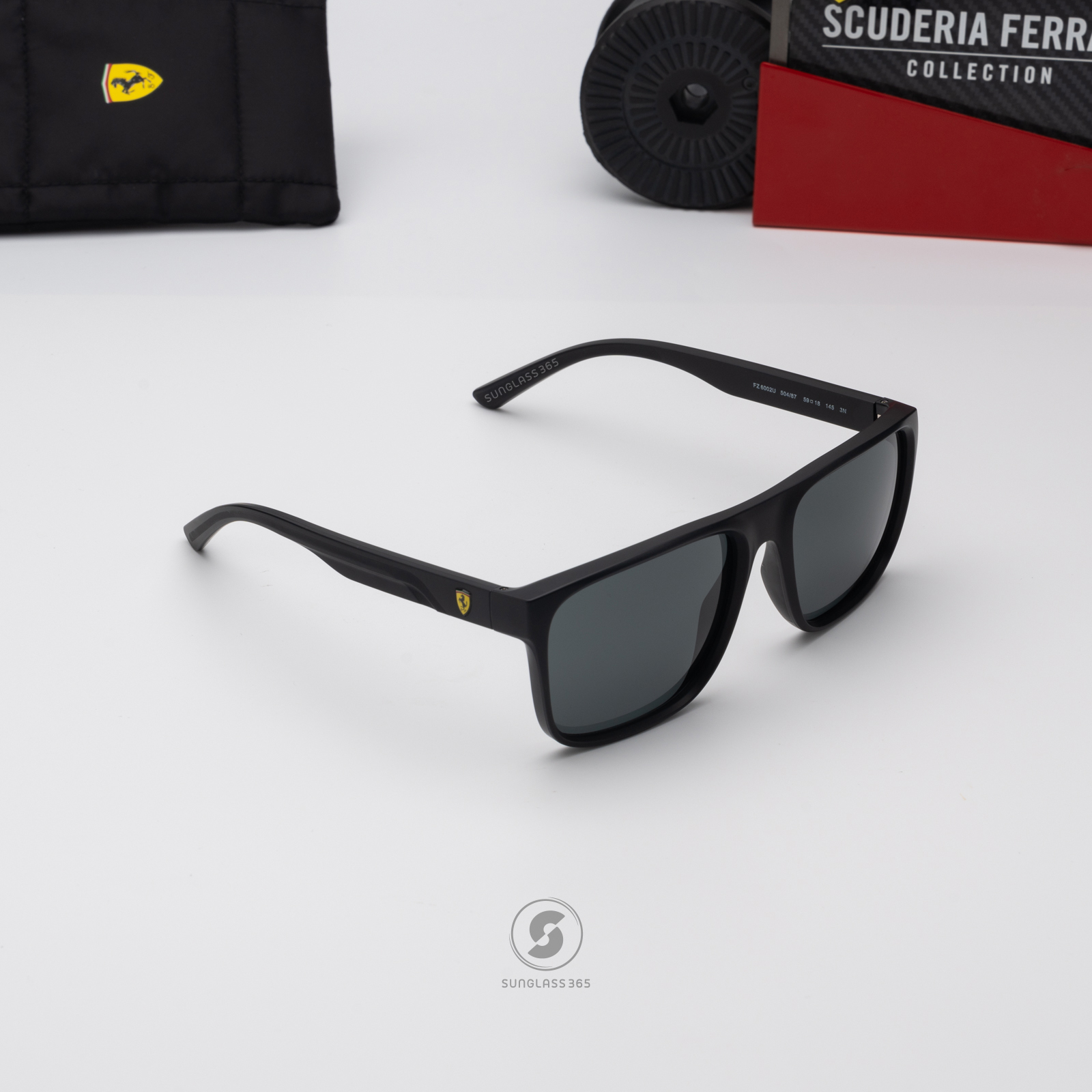 แว่นกันแดด Scuderia Ferrari FZ6002U 504/87