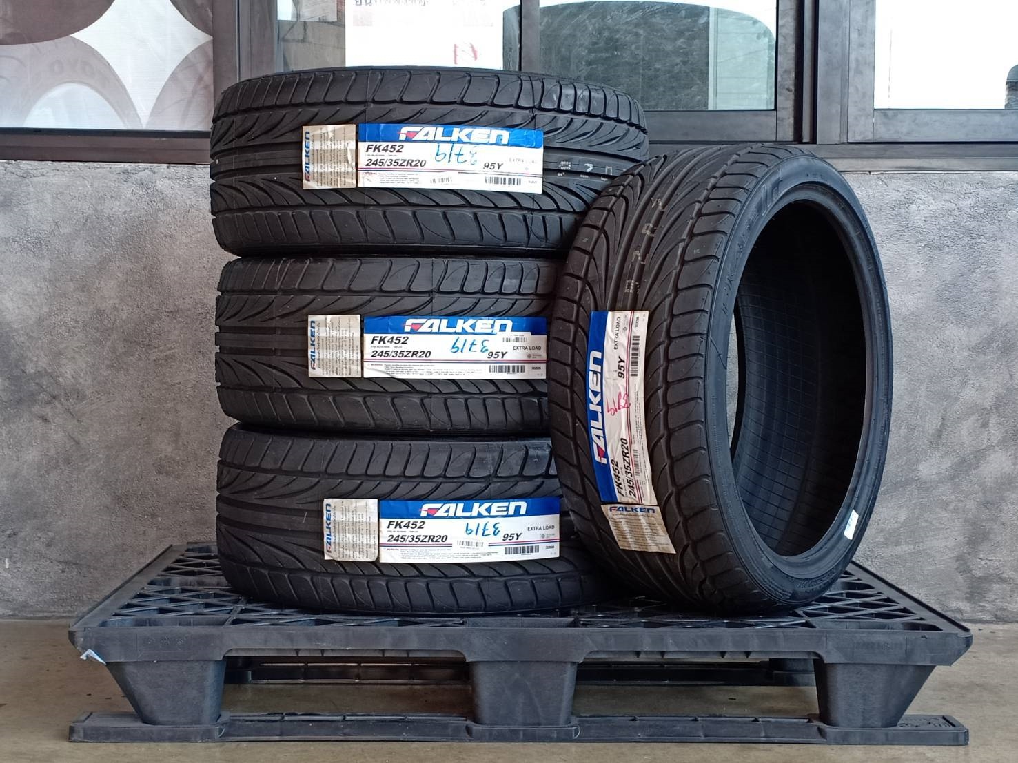 FALKEN 245/35ZR20 FK452 95Y MADE IN THAILAND