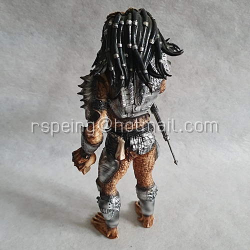 ฟิกเกอร์พีวีซี Predator