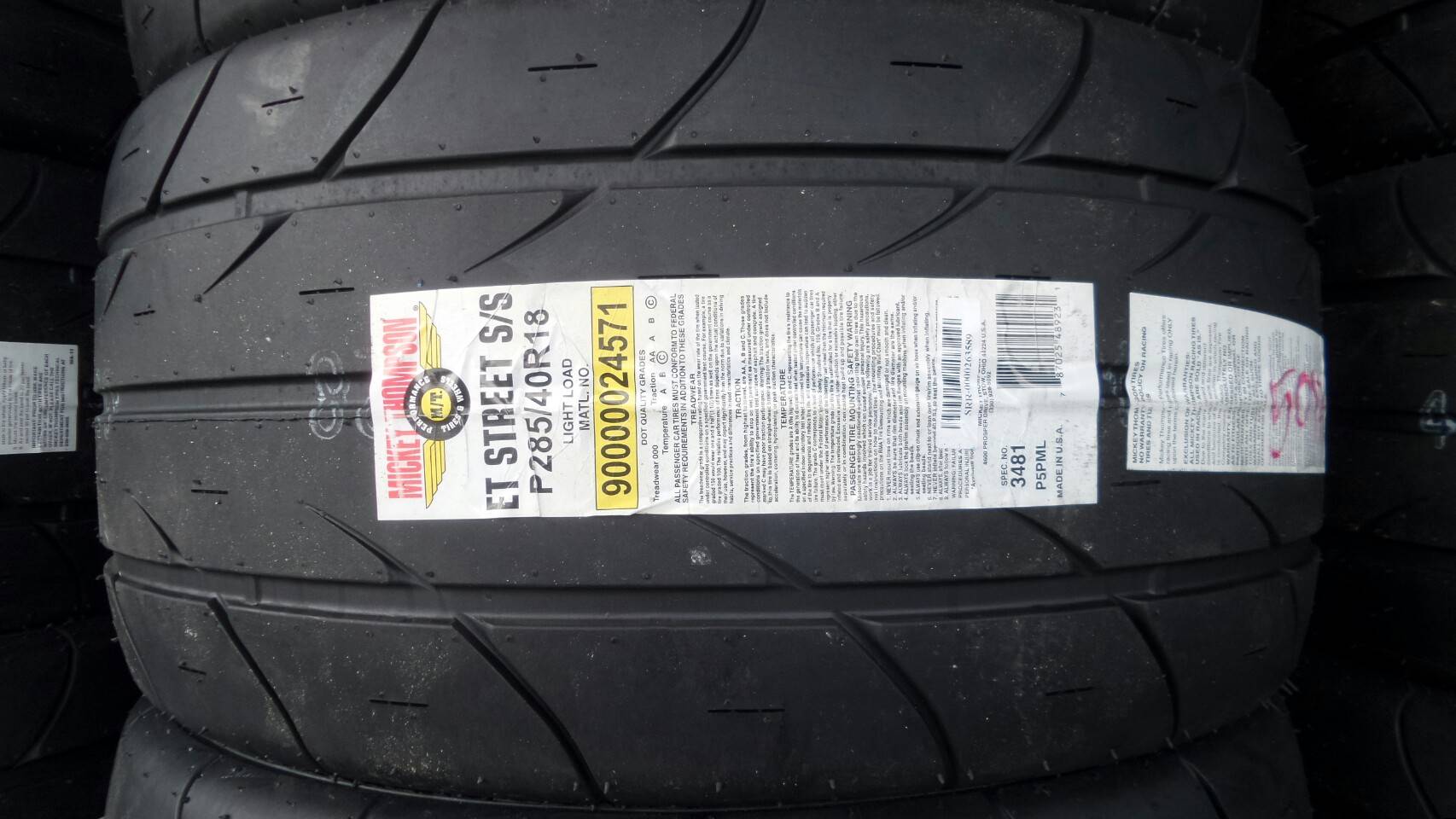 MICKEY THOMPSON ET STREET S/S 285/40-18 เทรดแว 00