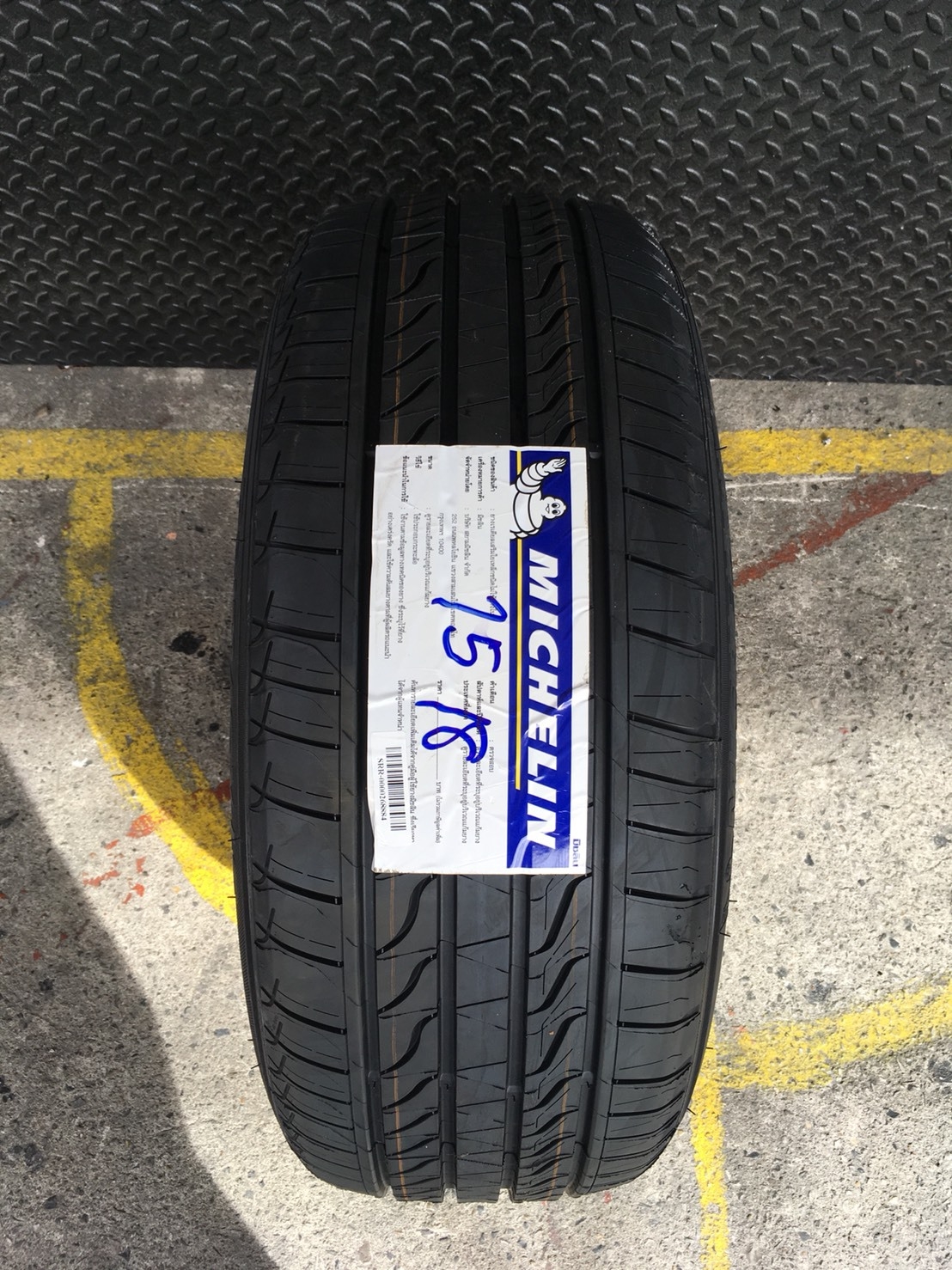 MICHELIN PRIMACY LC 215-55-17 เส้น 3900 ปี 17 ปกติ6000