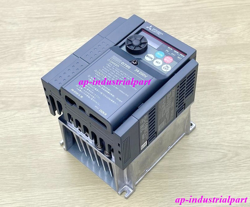 MITSUBISHI FR-D720-2.2K INVERTER AC DRIVE 3 HP สินค้าใหม่