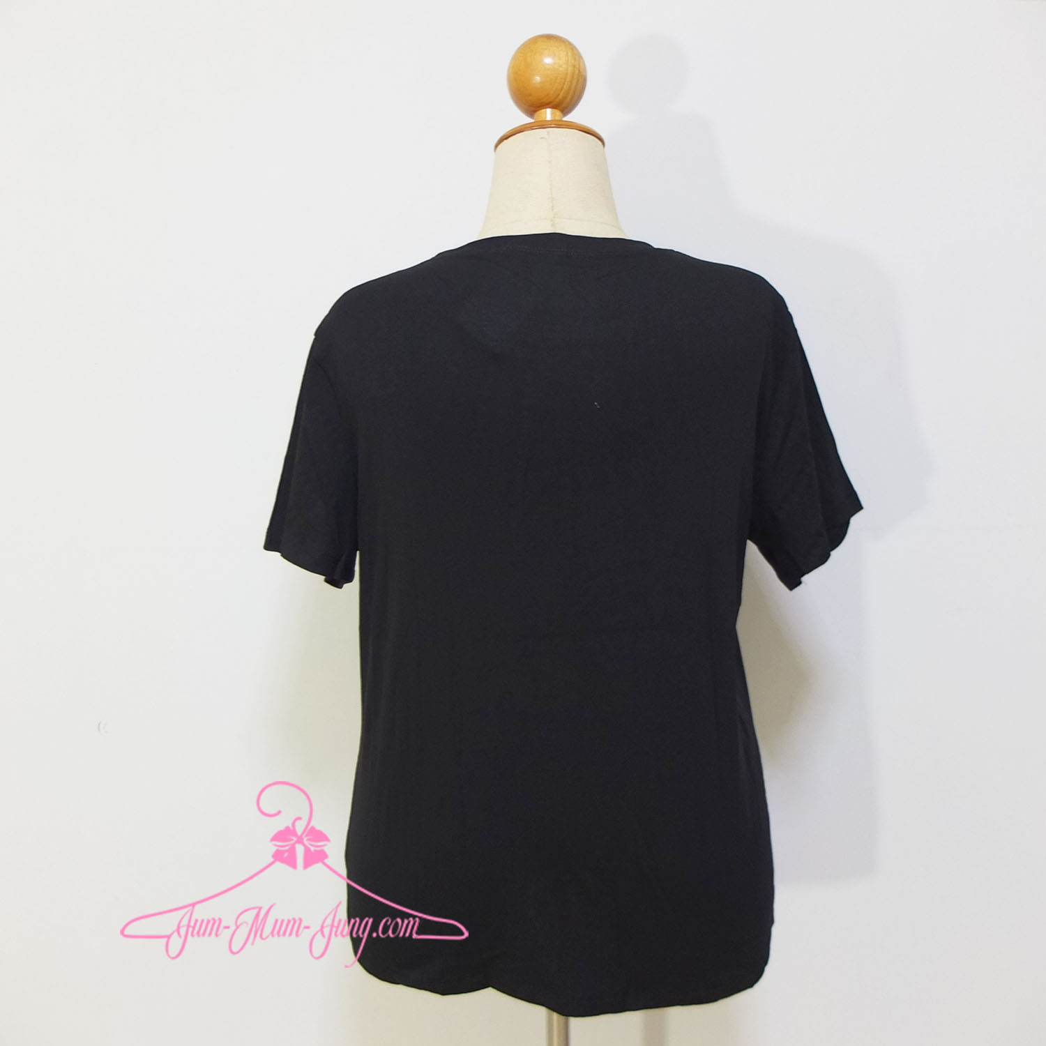 *อก48-50นิ้ว*เสื้อคนอ้วนผ้ายืดยูนิโคล่สีดำตอกเพชรช่วงคอ เนื้อผ้ายืดได้เยอะ สวยวิบวับน่ารักมากๆค่ะ