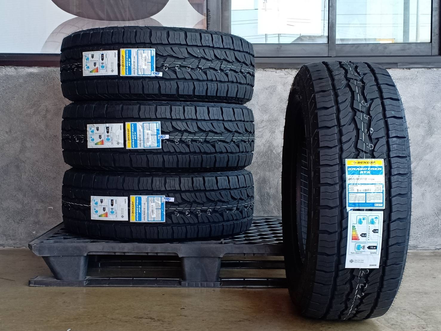 DUNLOP 265/60R18 GRANDTREK AT5 110H MADE IN THAILAND