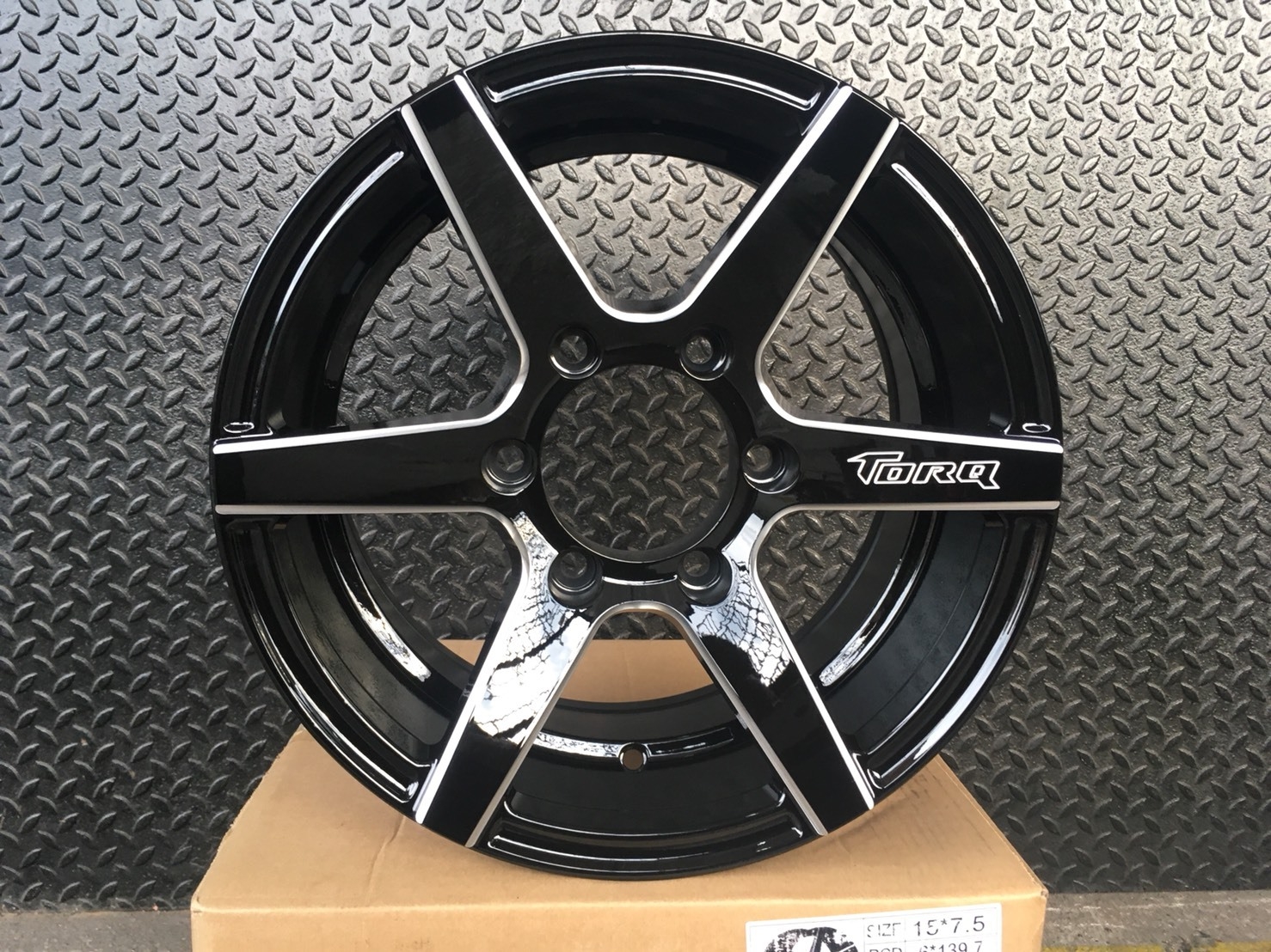 ล้อมาใหม่ TORQ RTX ล้อมาใหมขอบ15 ใส่กะบะ ใส่รถตู้