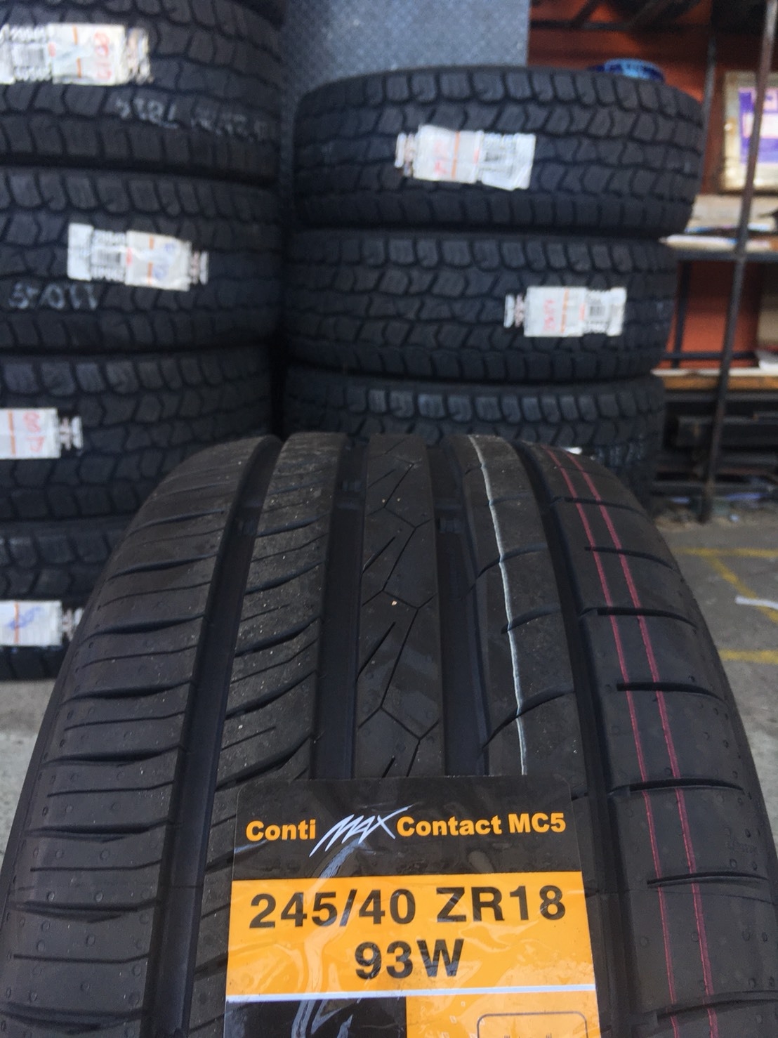 CONTINENTAL CONTACT MC5 245W40S18 ปี17 ซื้อ2แถม2